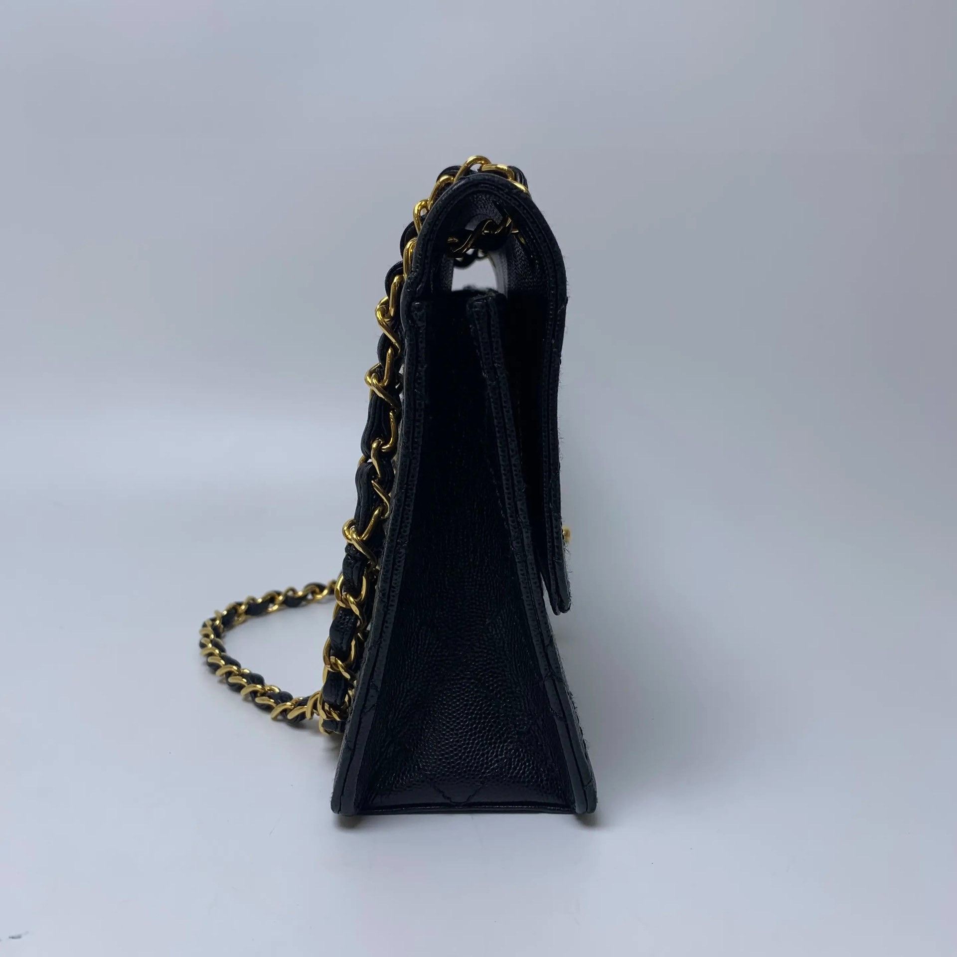 Chanel Pre-loved Bag Very good condition Size ONE SIZE - 9 Thumbnail
