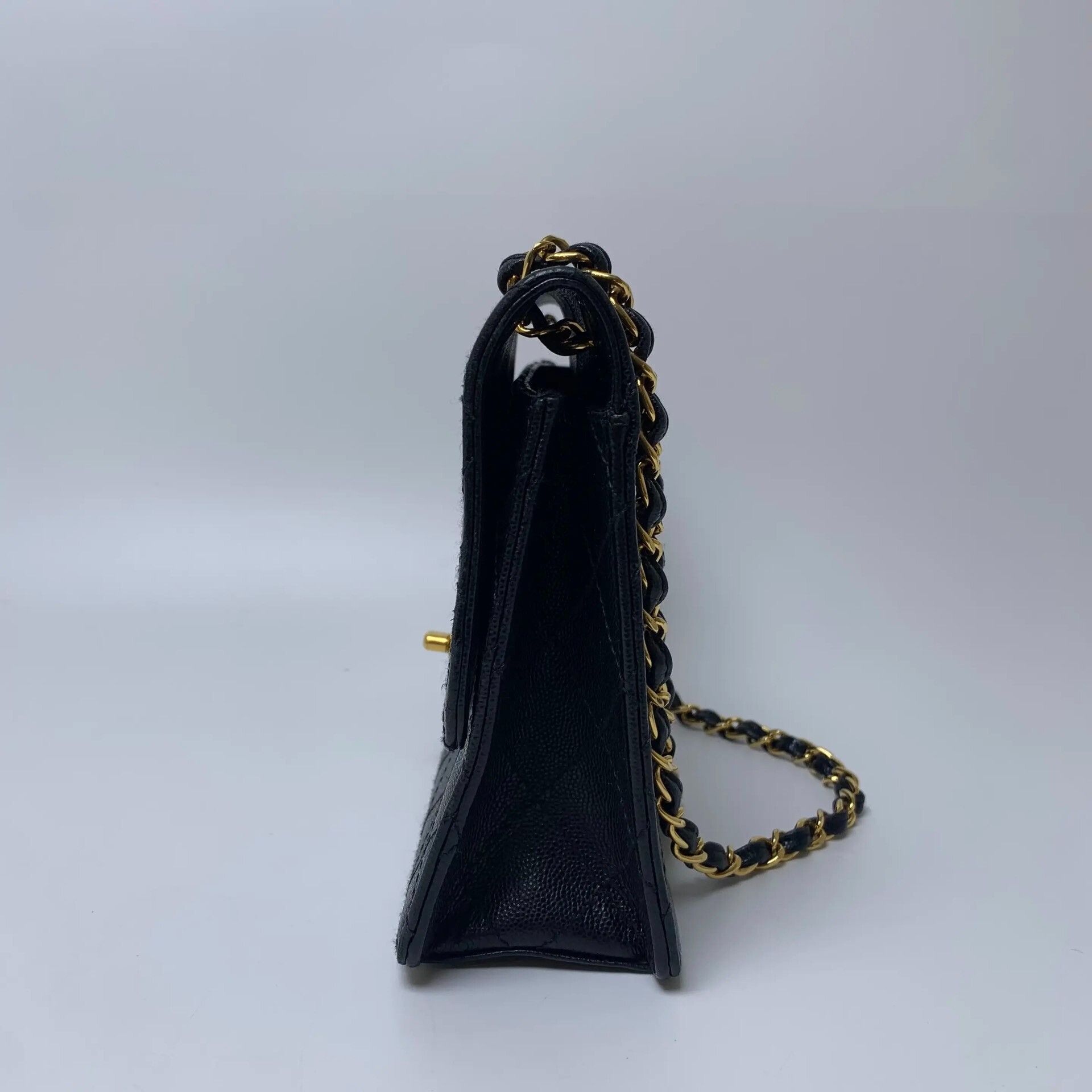 Chanel Pre-loved Bag Very good condition Size ONE SIZE - 5 Thumbnail
