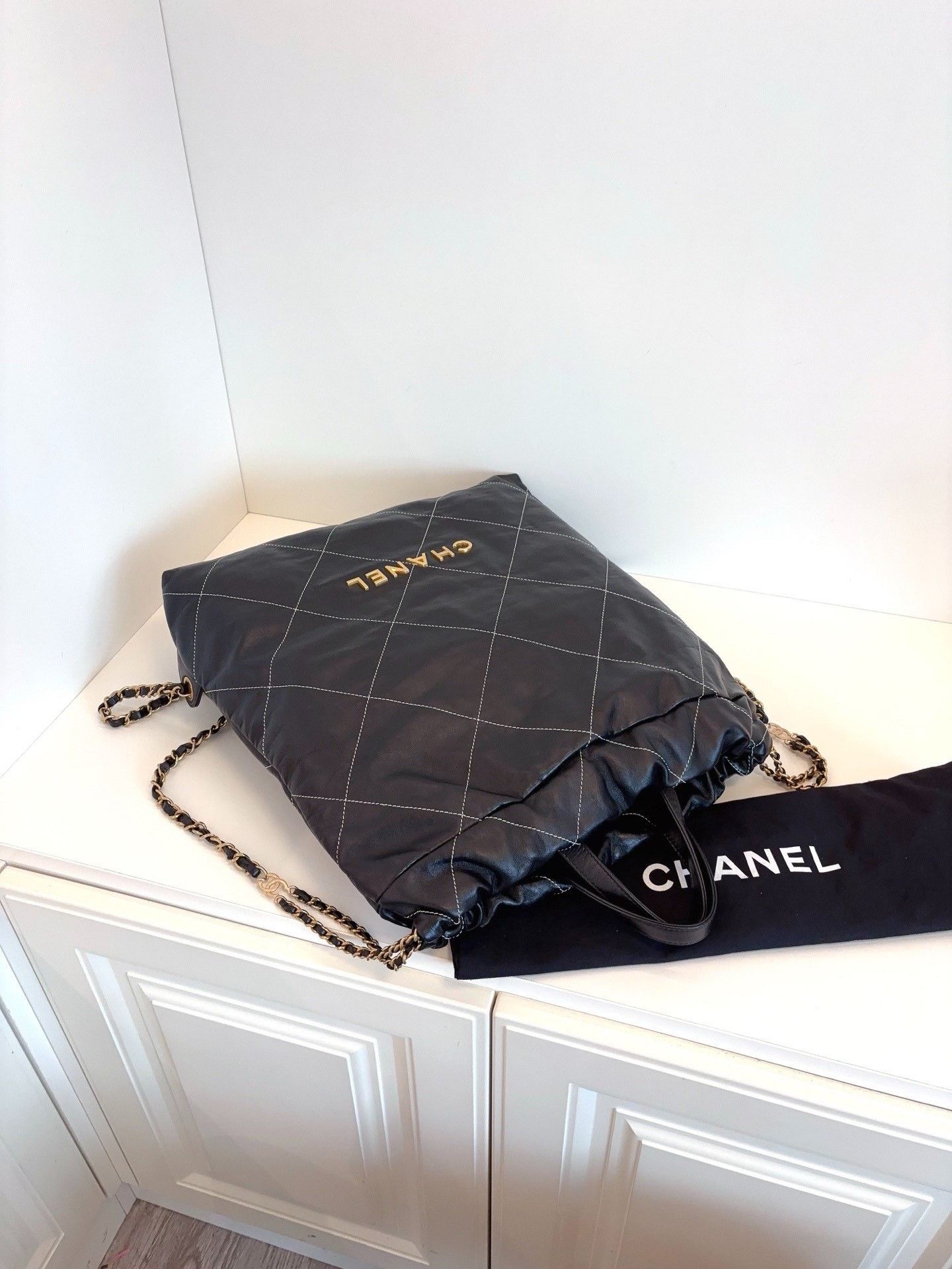 Chanel Pre-loved Bag Very good condition Size ONE SIZE - 4 Thumbnail