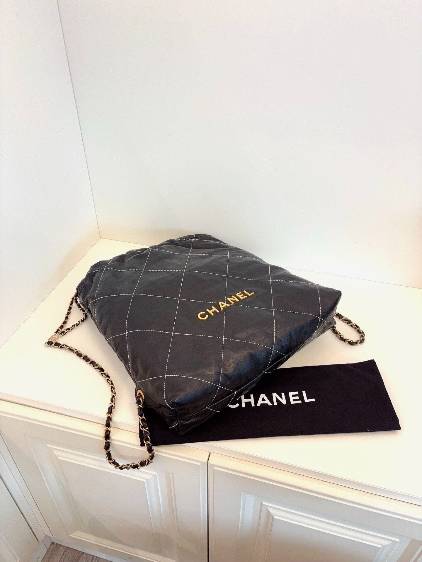Chanel Pre-loved Bag Very good condition Size ONE SIZE - 5 Thumbnail