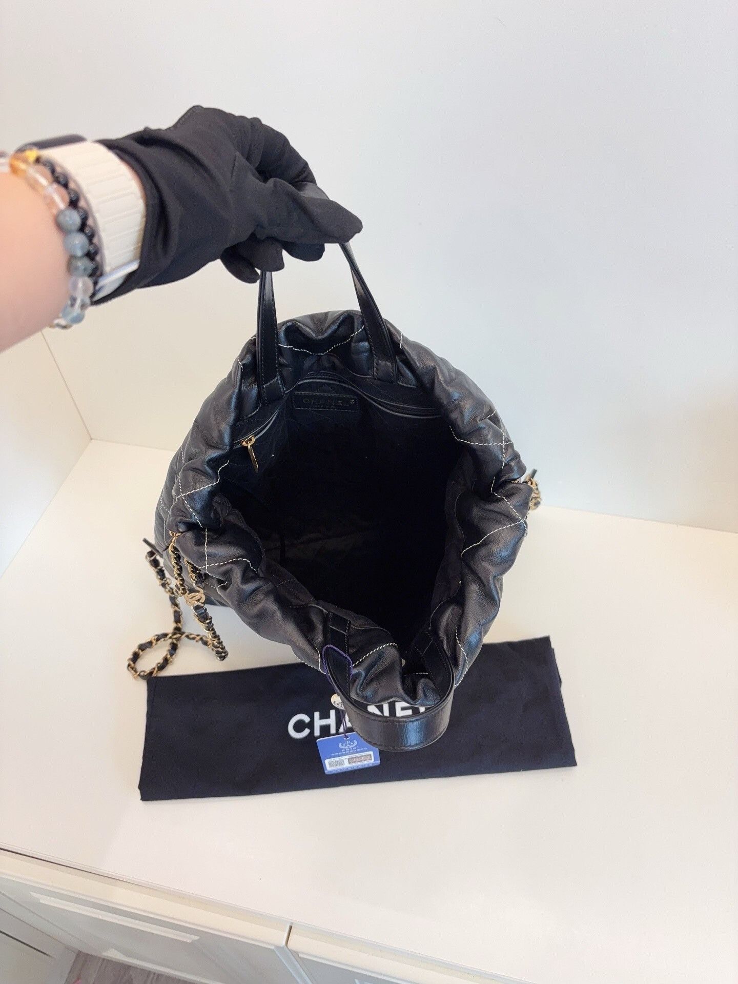 Chanel Pre-loved Bag Very good condition Size ONE SIZE - 8 Thumbnail