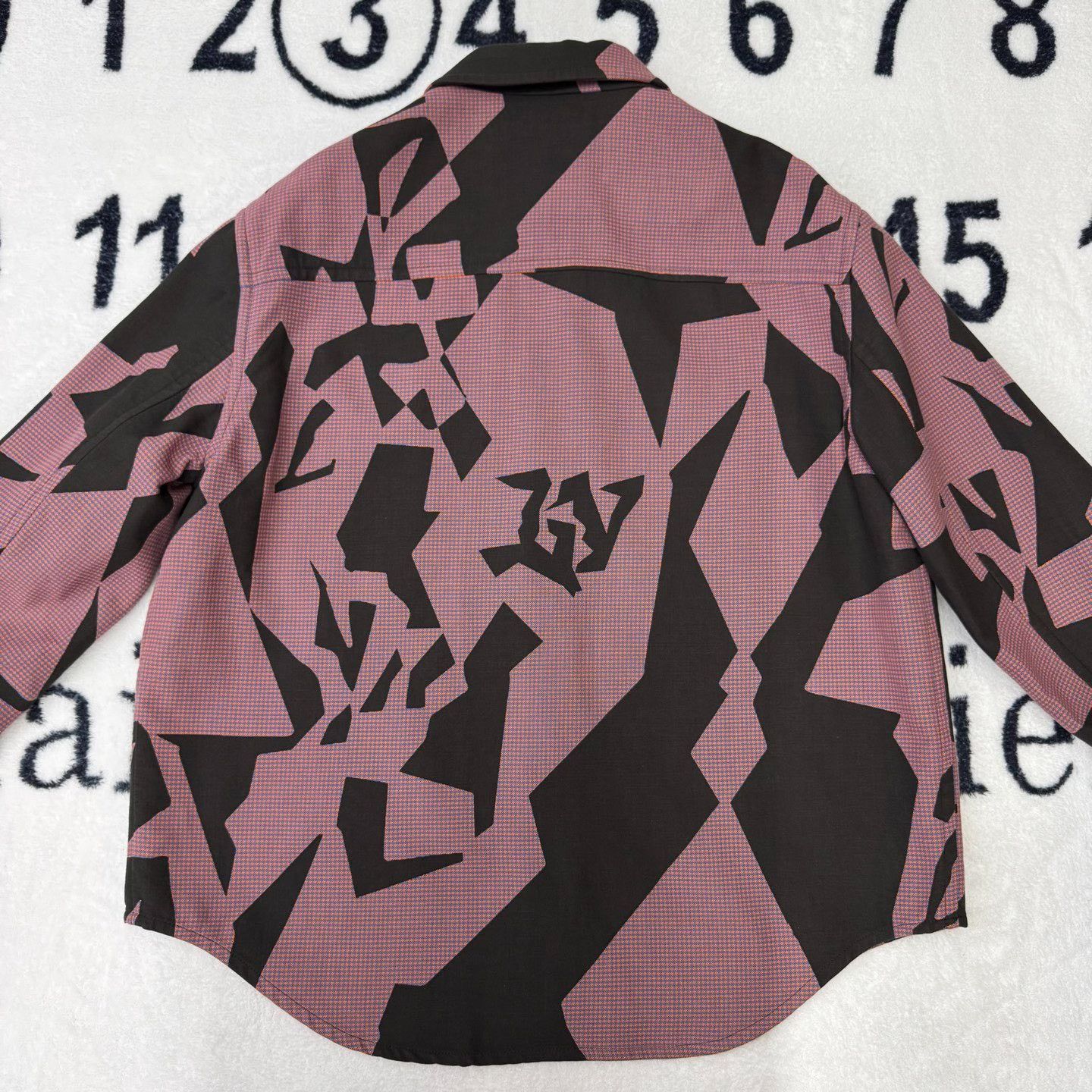 Louis Vuitton Louis Vuitton Printed Graphic Multi Light Jacket L Men Size US L / EU 52-54 / 3 - 3 Thumbnail