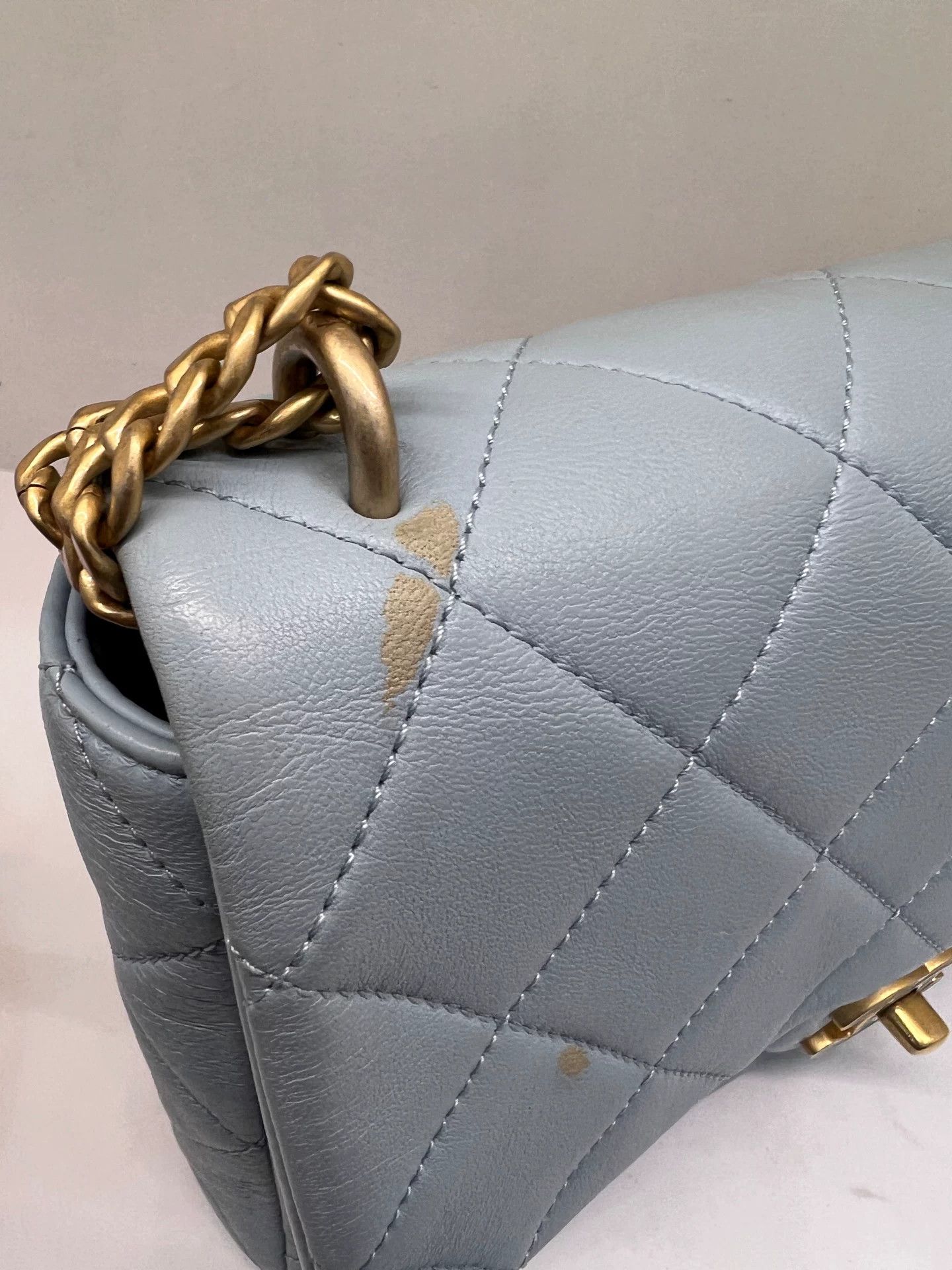 Chanel Pre-loved Bag Very good condition Size ONE SIZE - 7 Thumbnail