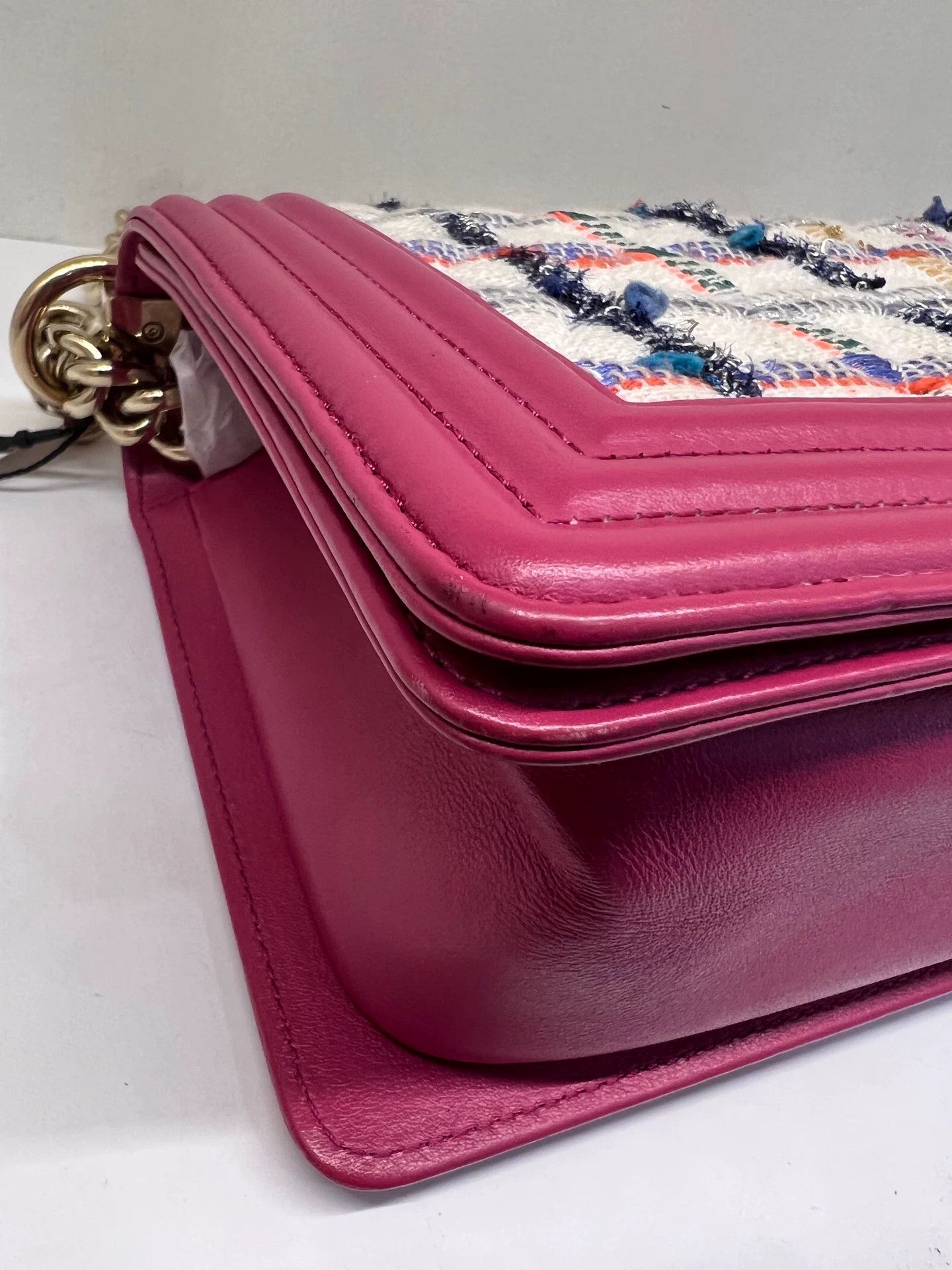 Chanel Pre-loved Bag Very good condition Size ONE SIZE - 4 Thumbnail