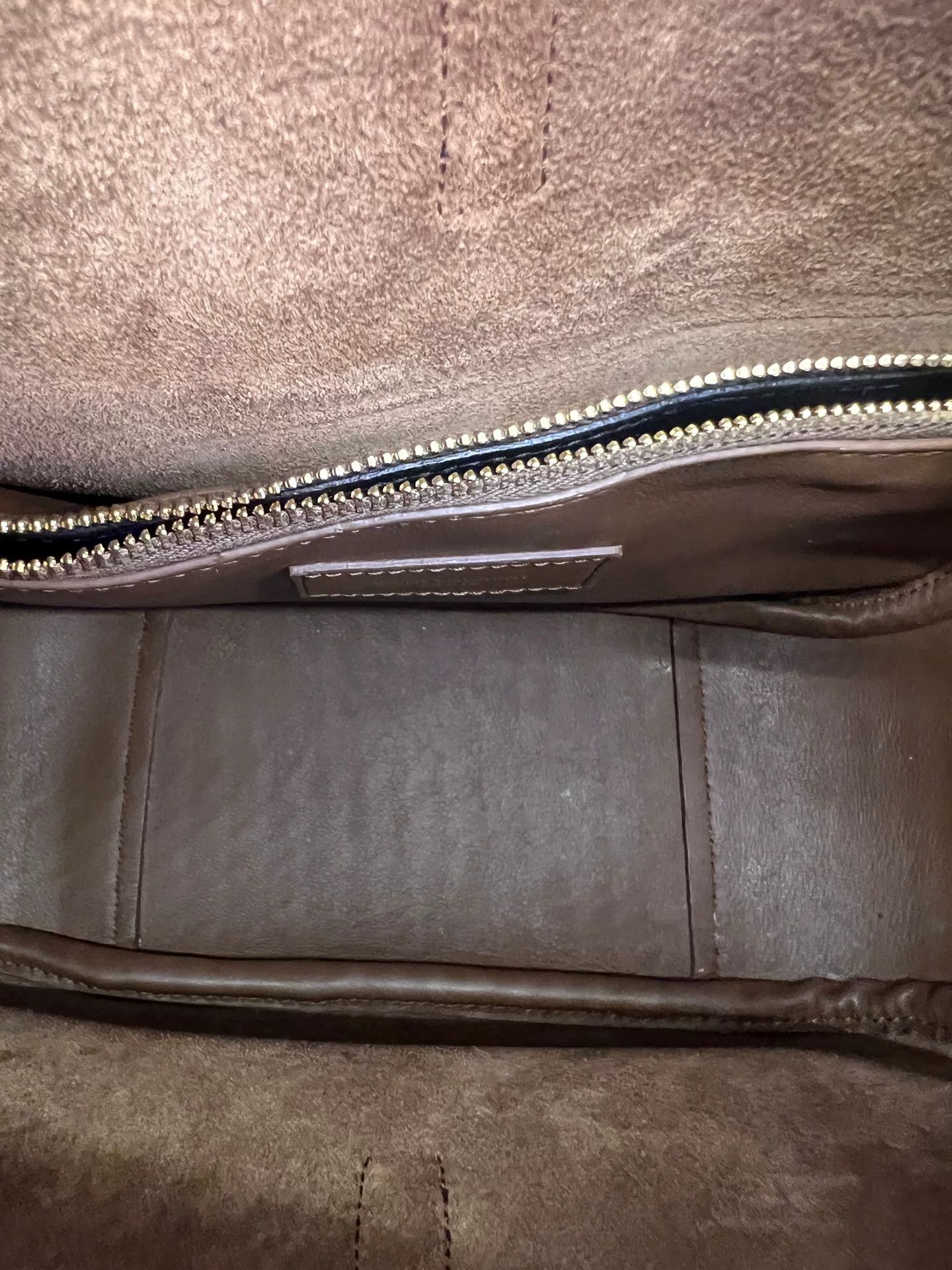 Saint Laurent Paris Pre-loved Bag Very good condition Size ONE SIZE - 5 Thumbnail