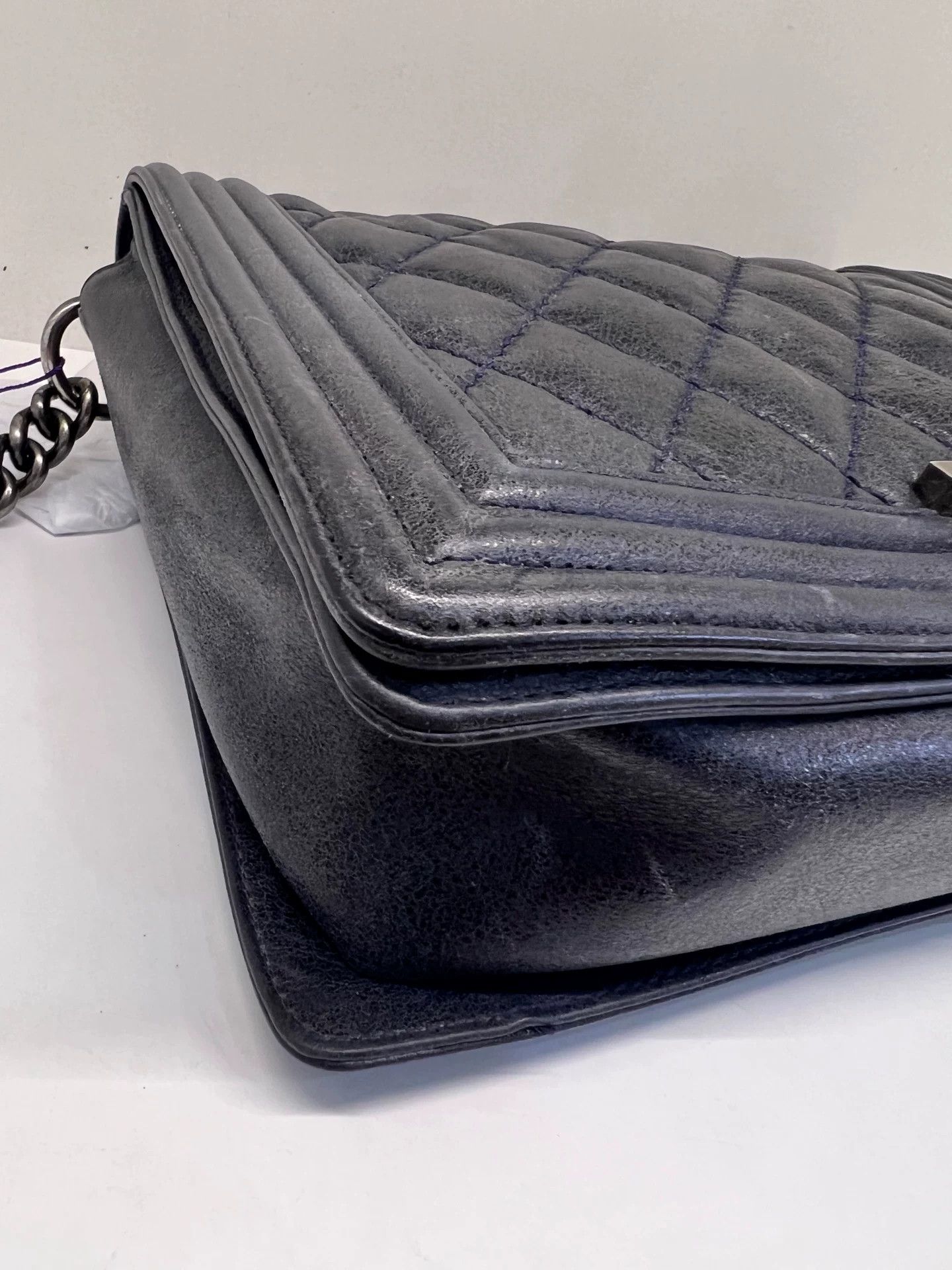 Chanel Pre-loved Bag Very good condition Size ONE SIZE - 4 Thumbnail
