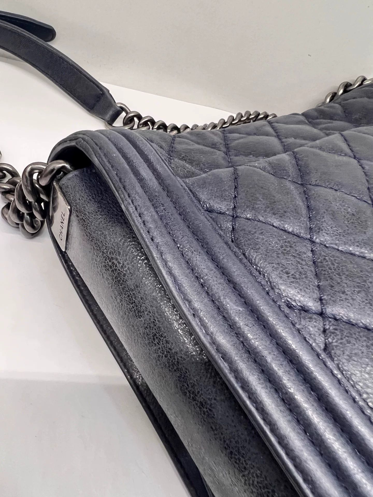 Chanel Pre-loved Bag Very good condition Size ONE SIZE - 9 Thumbnail