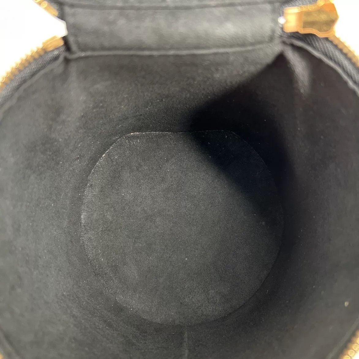 Louis Vuitton Pre-loved Bag Very good condition Size ONE SIZE - 4 Thumbnail