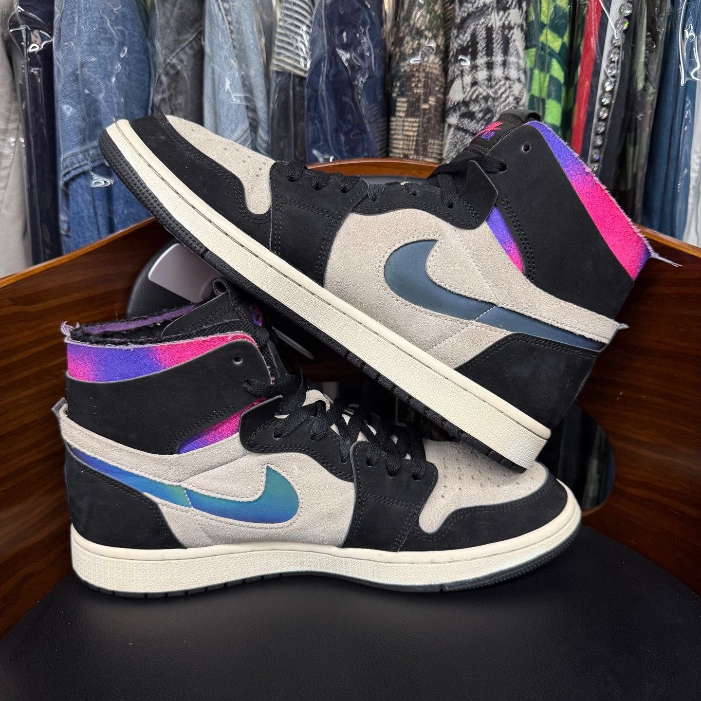 Nike Nike AJ1 Lowtop Sneakers 44.5 Men Size US 11 / EU 44 - 7 Thumbnail