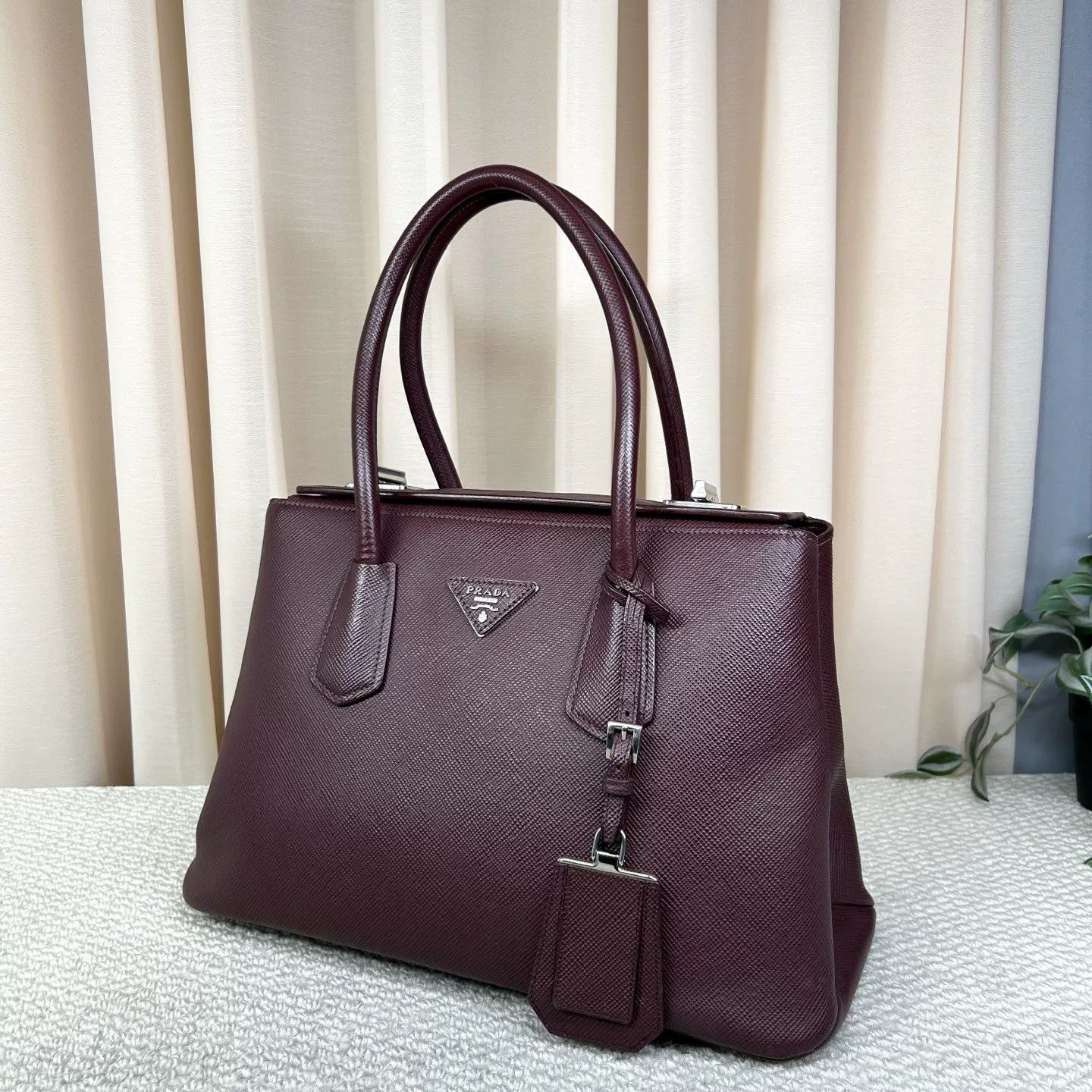Prada Pre-loved Bag Very good condition Size ONE SIZE - 3 Thumbnail
