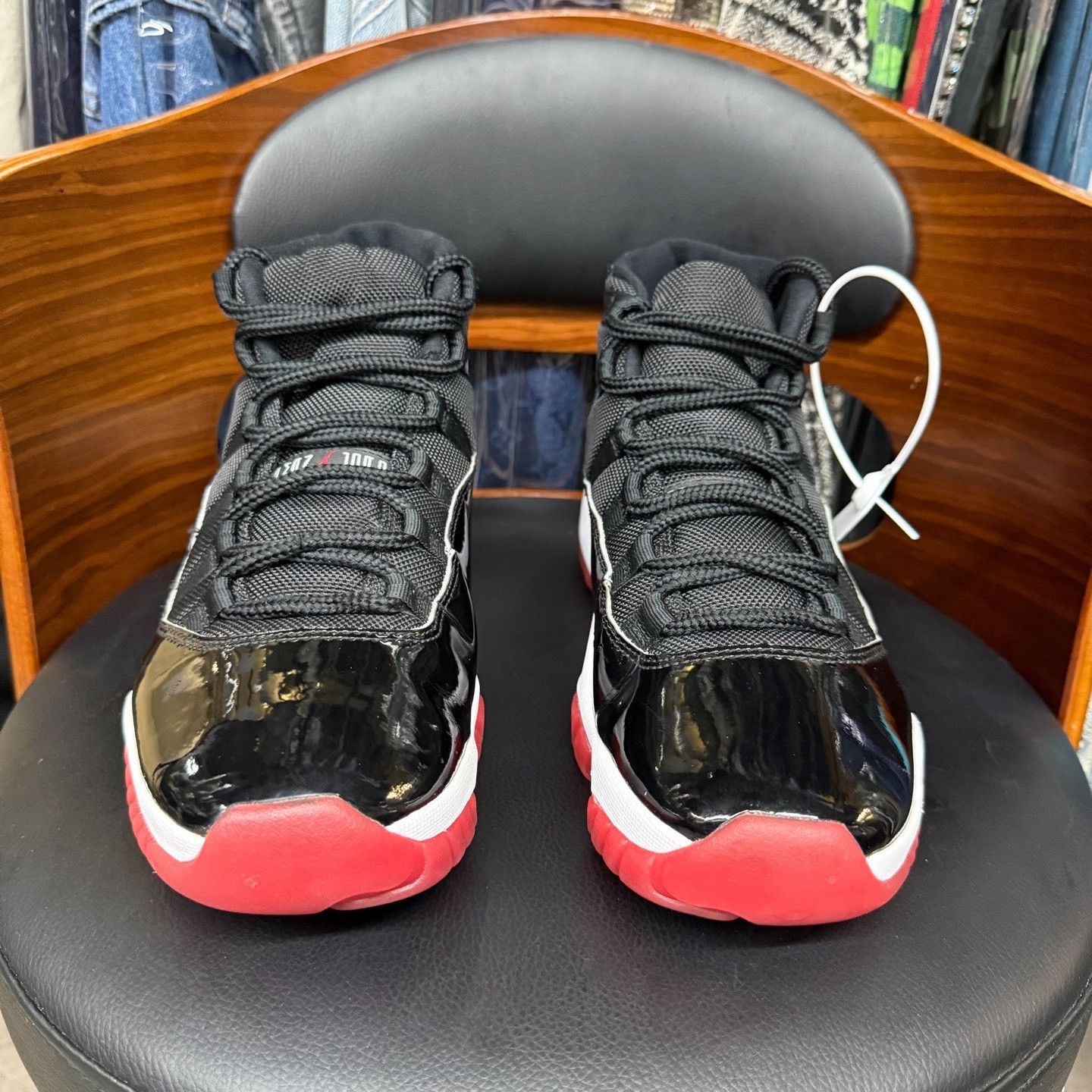 Nike Nike AJ11 Black Lowtop Sneakers 42.5 Men Size US 9.5 / EU 42-43 - 2 Thumbnail