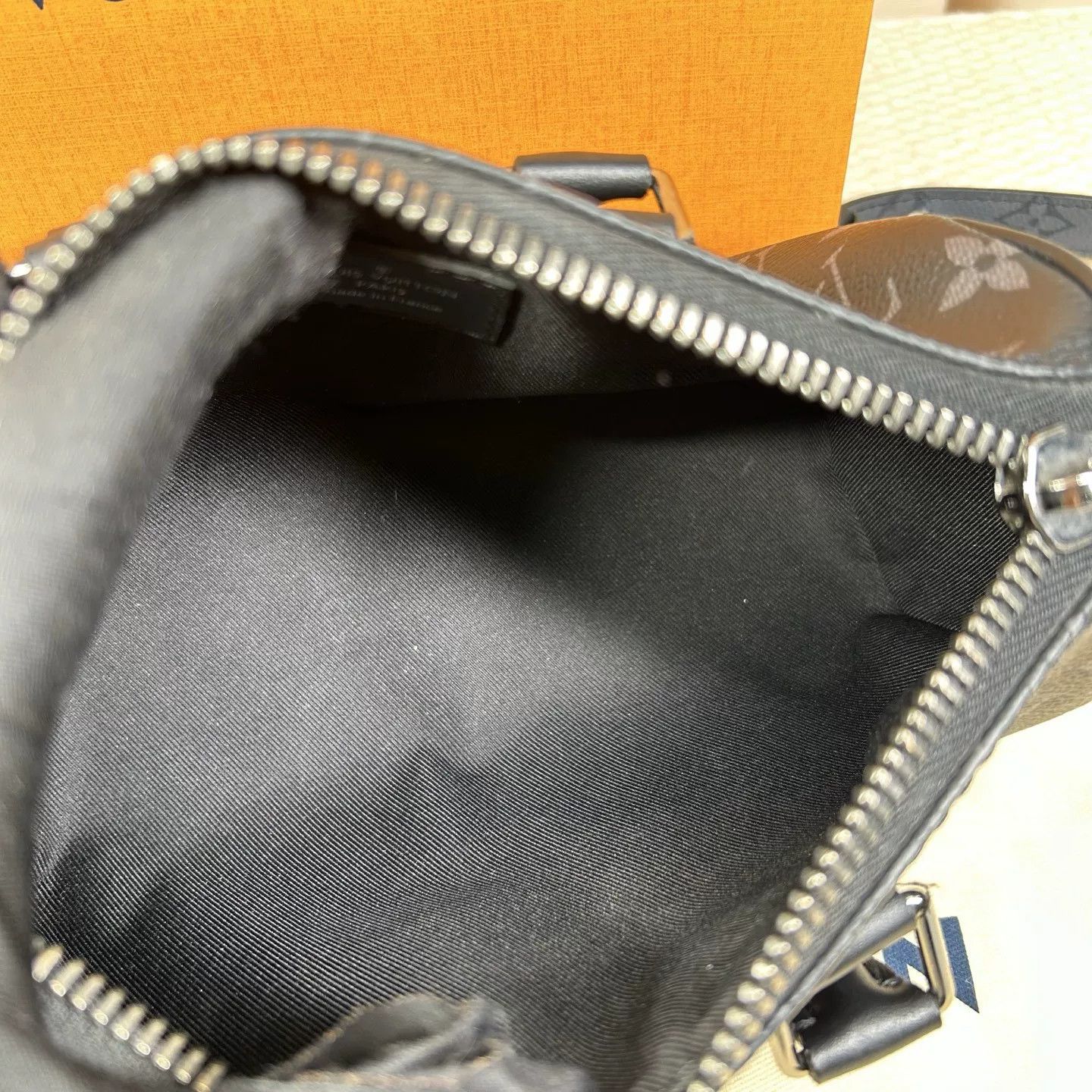 Louis Vuitton Pre-loved Bag Very good condition Size ONE SIZE - 5 Thumbnail