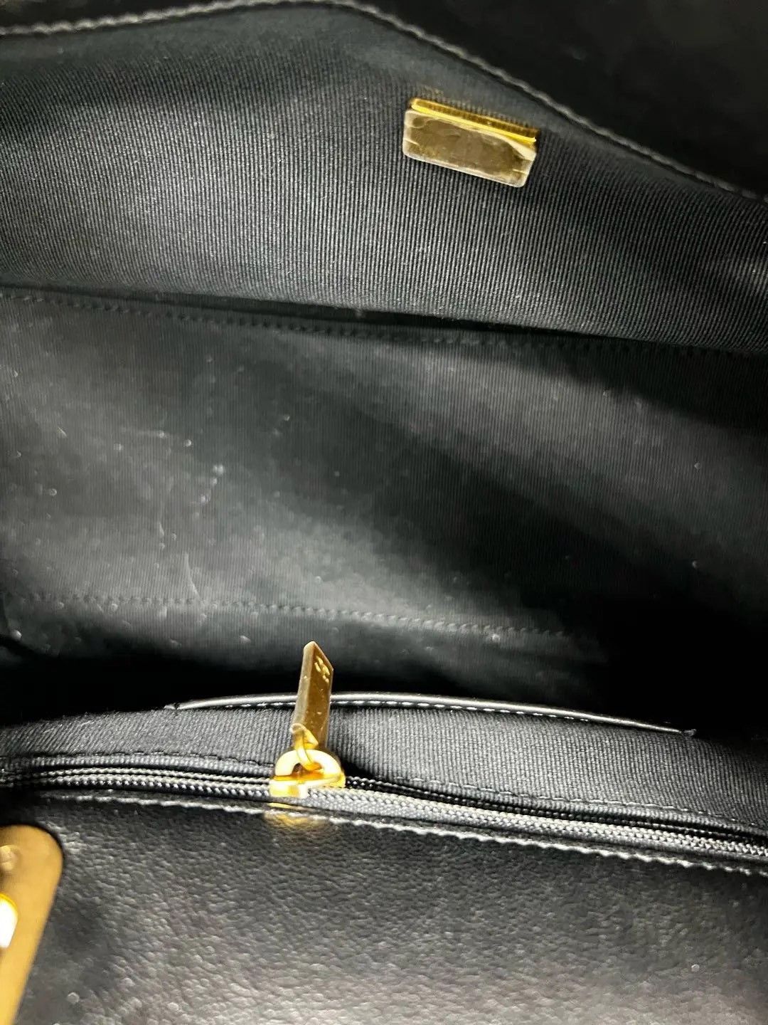 Chanel Pre-loved Bag Very good condition Size ONE SIZE - 9 Thumbnail