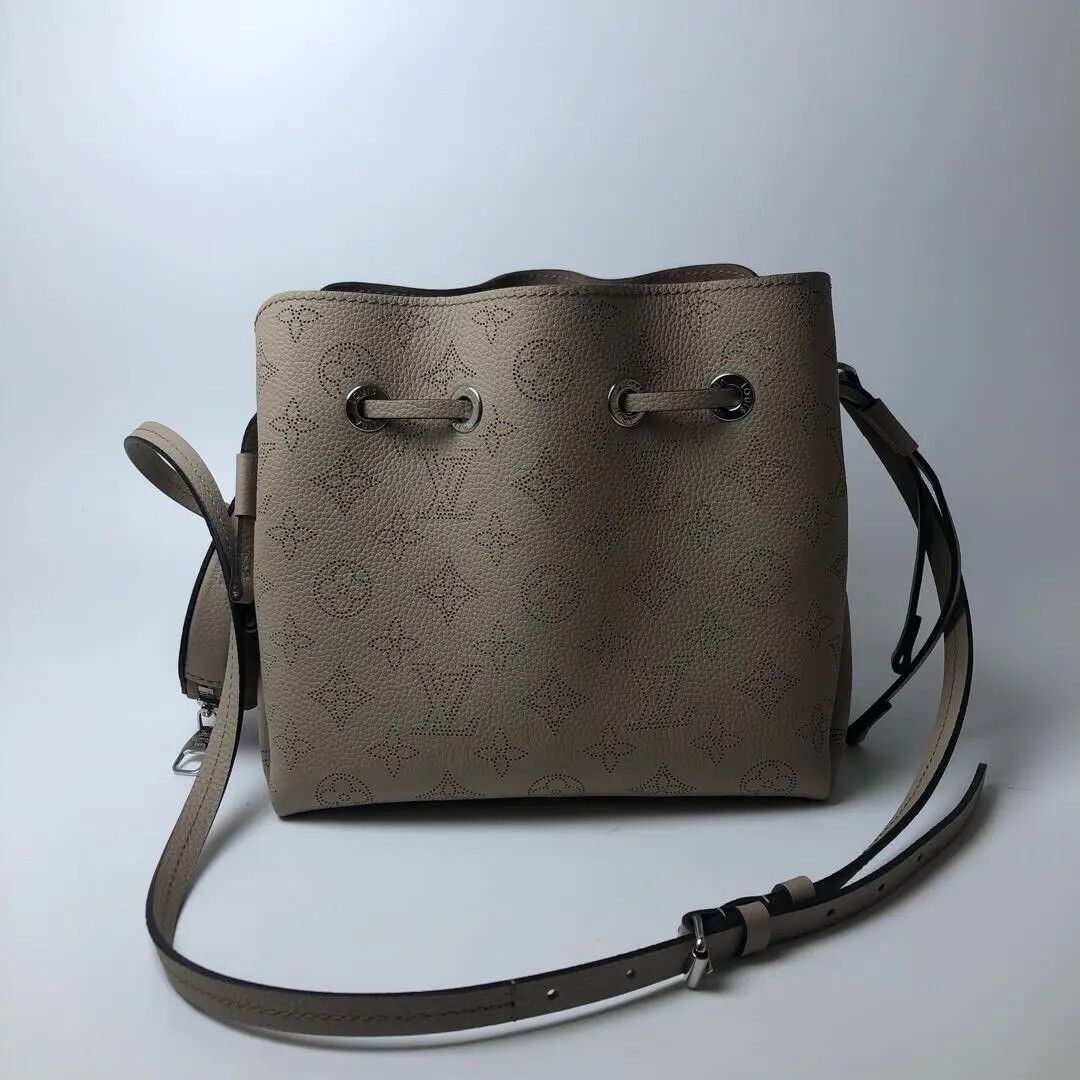 Louis Vuitton Pre-loved Bag Brand new condition Size ONE SIZE - 7 Thumbnail