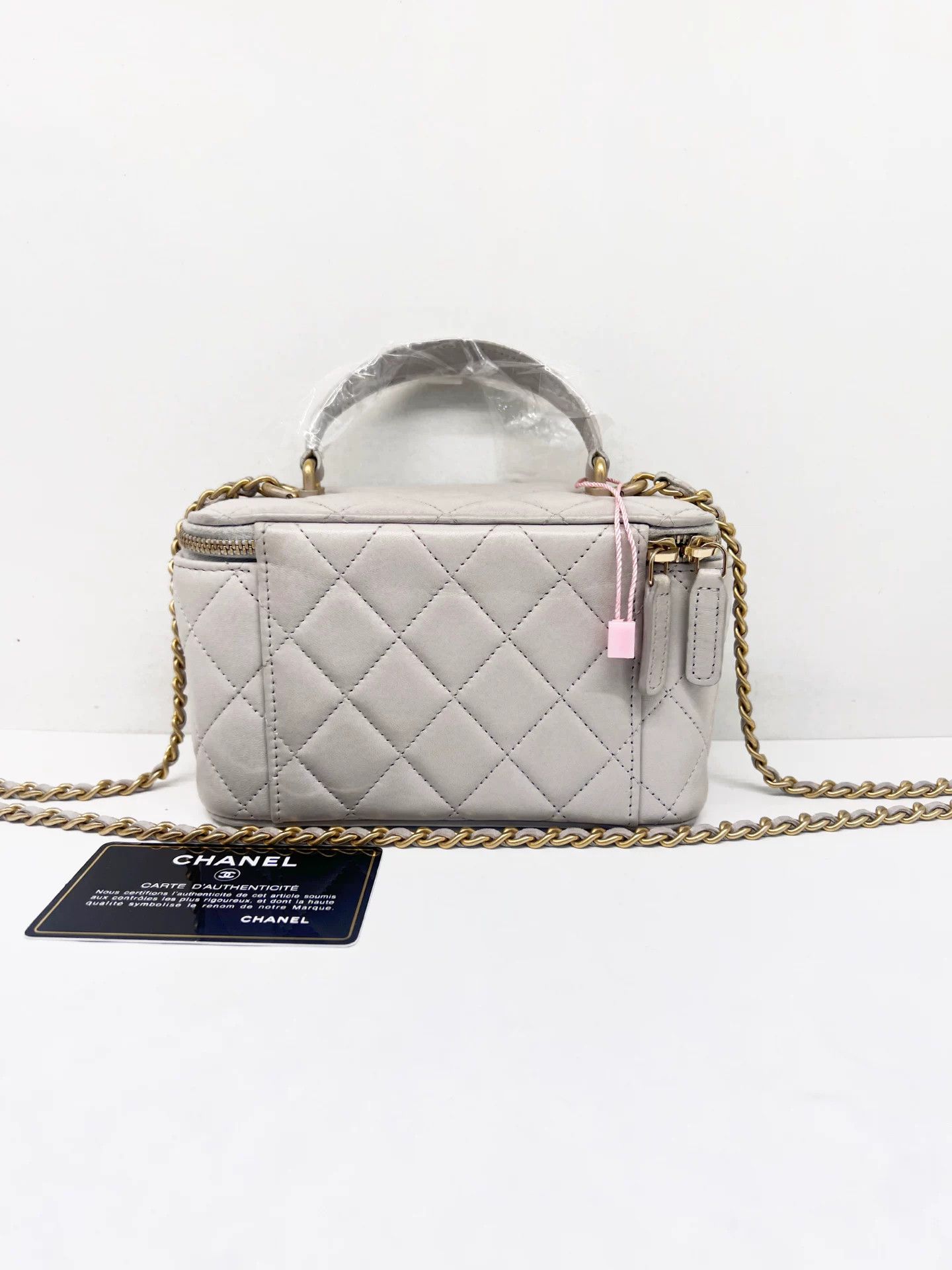 Chanel Pre-loved Bag Very good condition Size ONE SIZE - 2 Thumbnail