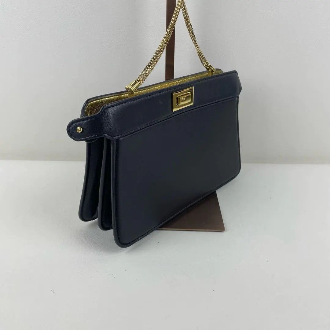 Fendi Pre-loved Bag Very good condition Size ONE SIZE - 5 Thumbnail