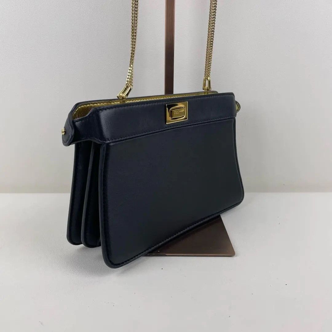 Fendi Pre-loved Bag Very good condition Size ONE SIZE - 2 Thumbnail