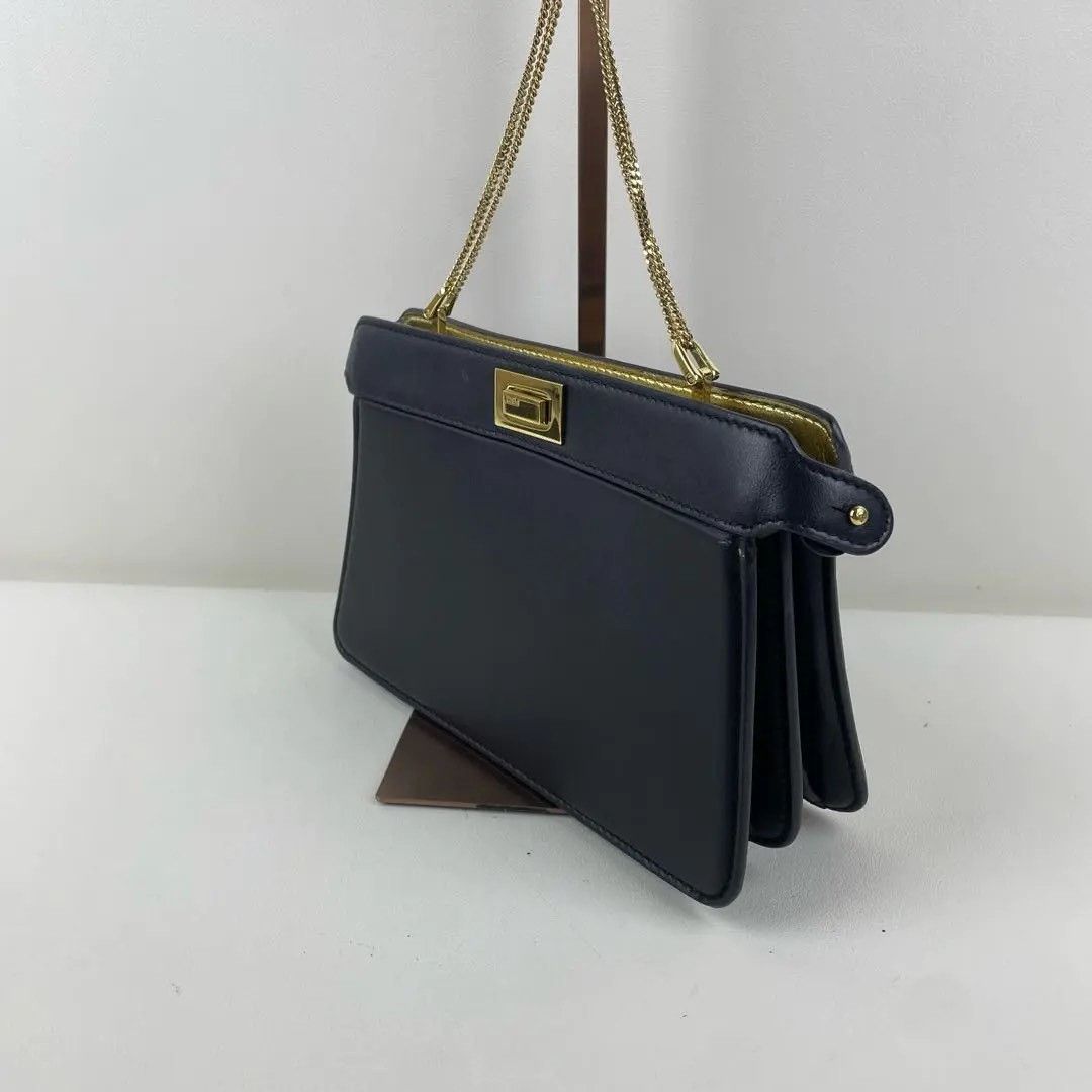 Fendi Pre-loved Bag Very good condition Size ONE SIZE - 4 Thumbnail