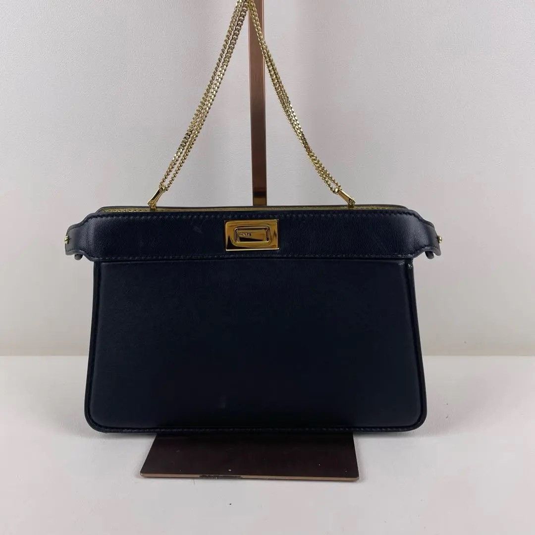 Fendi Pre-loved Bag Very good condition Size ONE SIZE - 3 Thumbnail