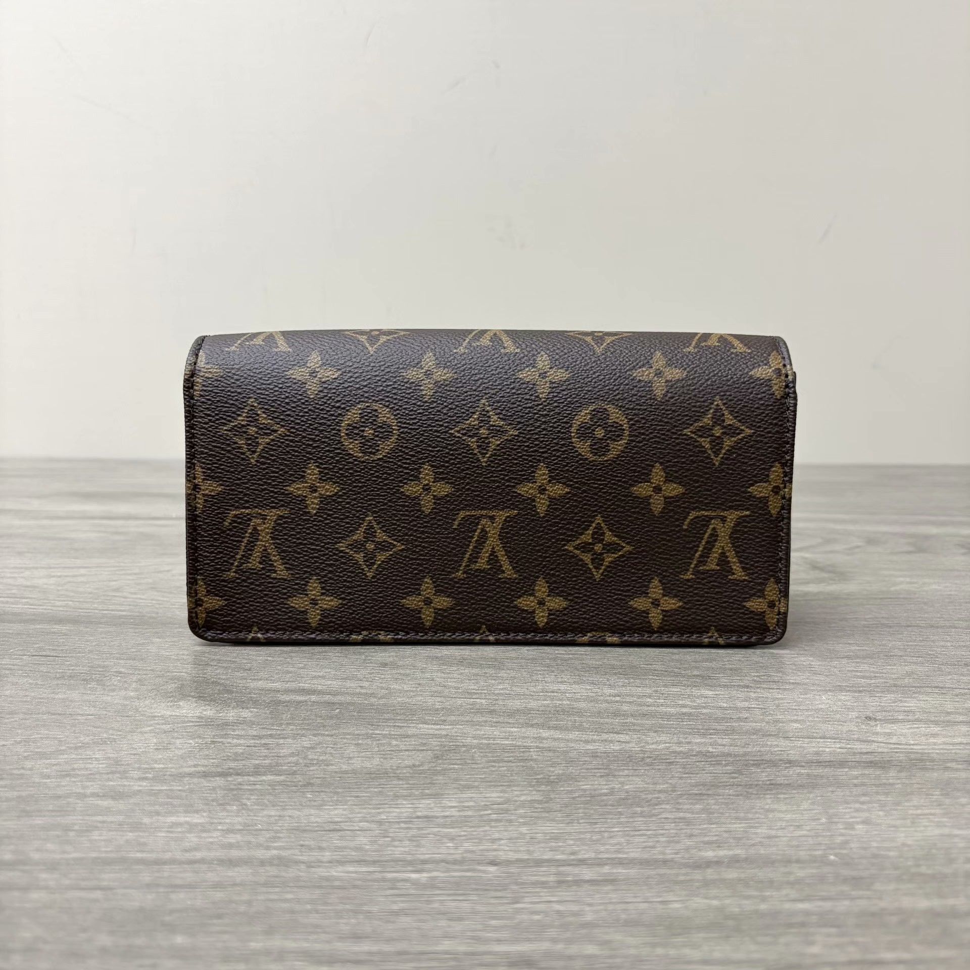 Louis Vuitton Pre-loved Bag Very good condition Size ONE SIZE - 2 Thumbnail