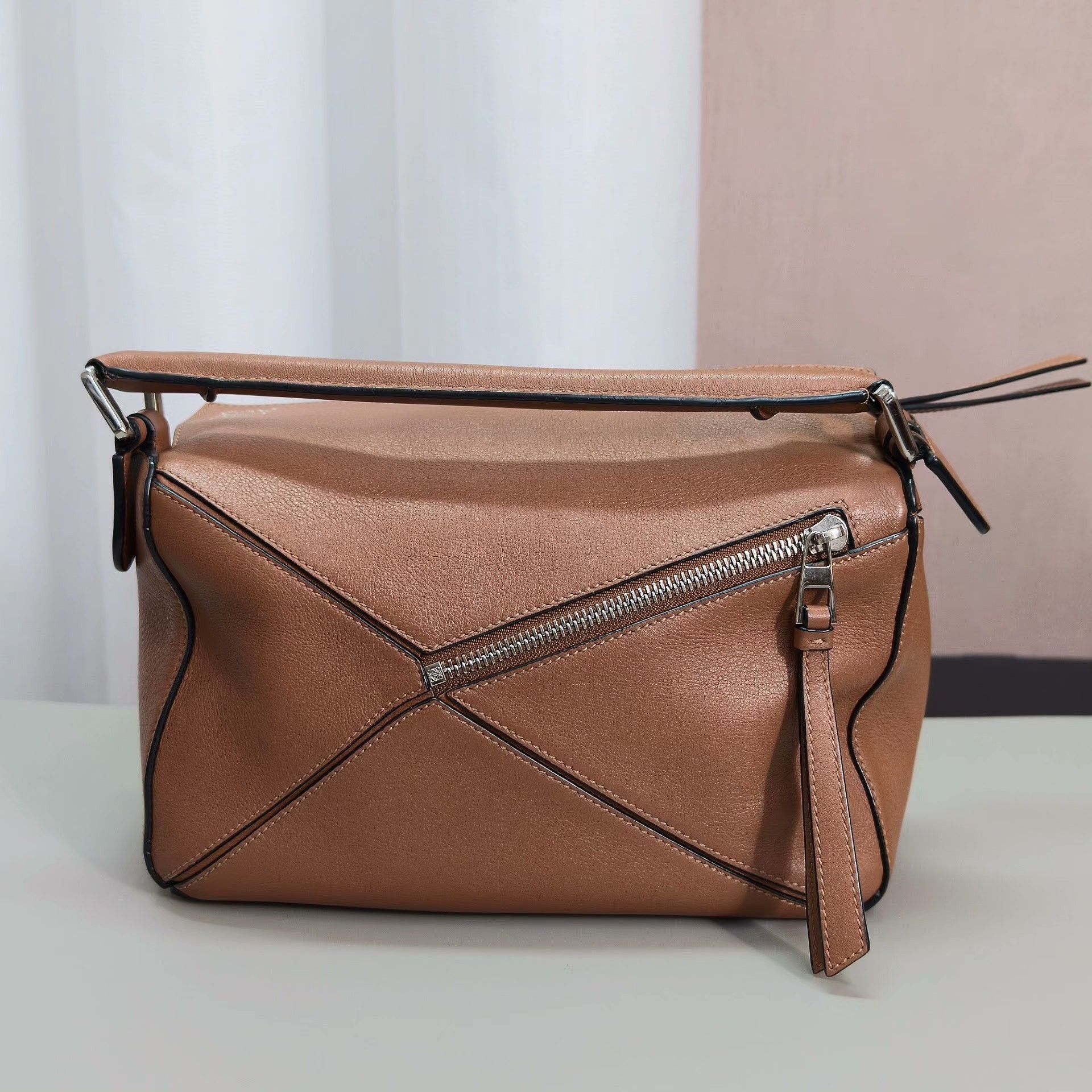 Loewe Pre-loved Bag Very good condition Size ONE SIZE - 2 Thumbnail