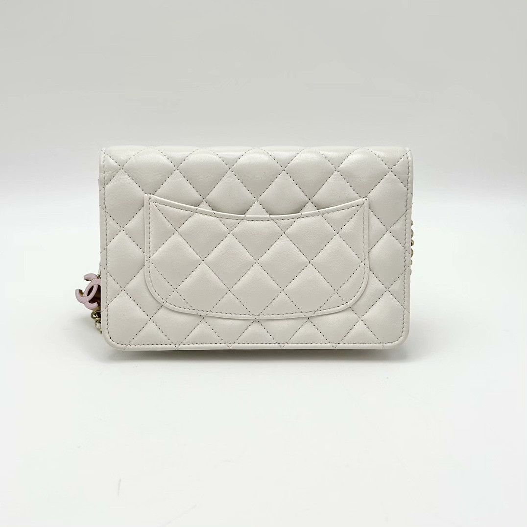 Chanel Pre-loved Bag Very good condition Size ONE SIZE - 2 Thumbnail