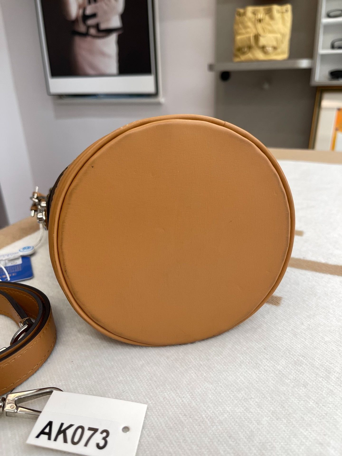 Louis Vuitton Pre-loved Bag Very good condition Size ONE SIZE - 5 Thumbnail