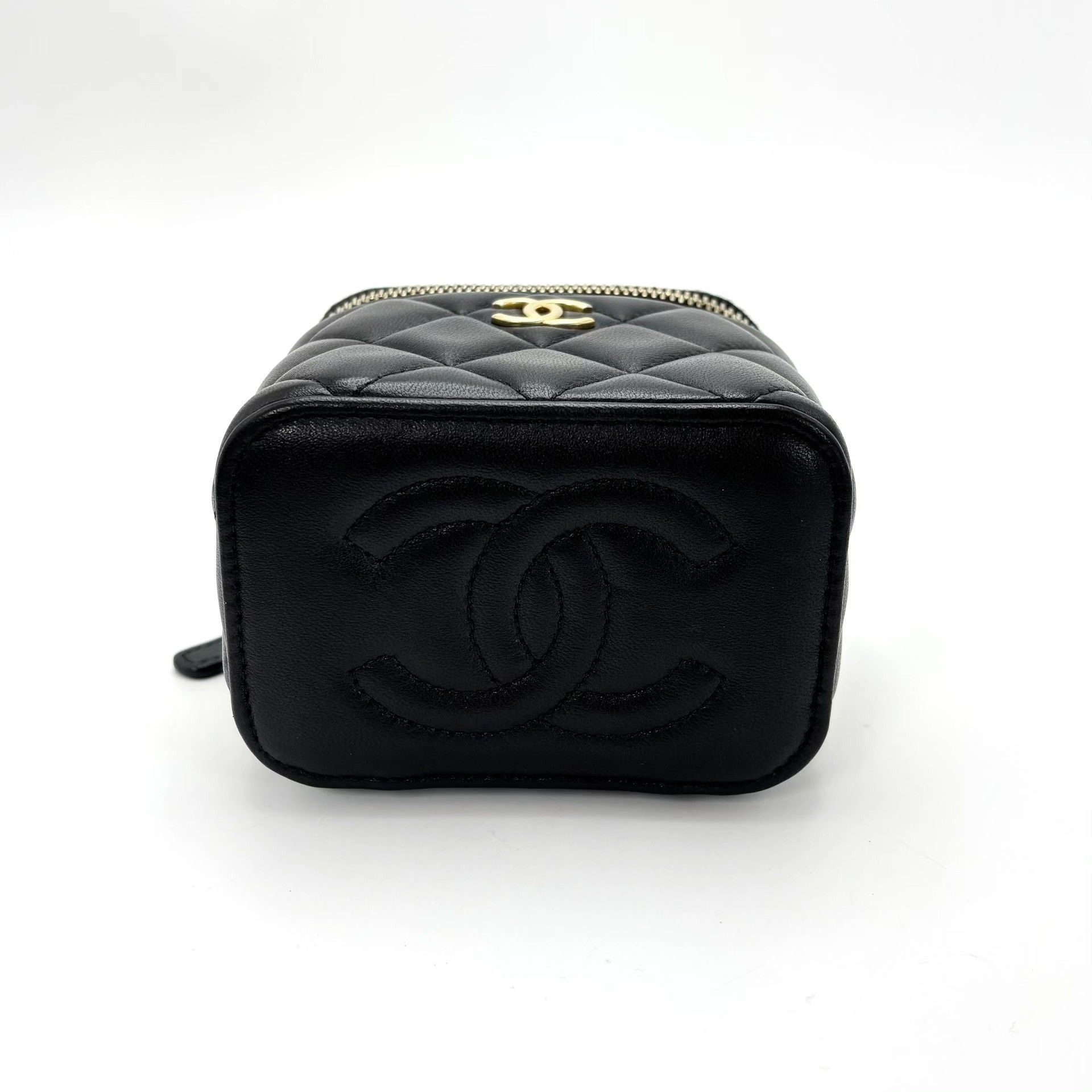 Chanel Pre-loved Bag Very good condition Size ONE SIZE - 4 Thumbnail