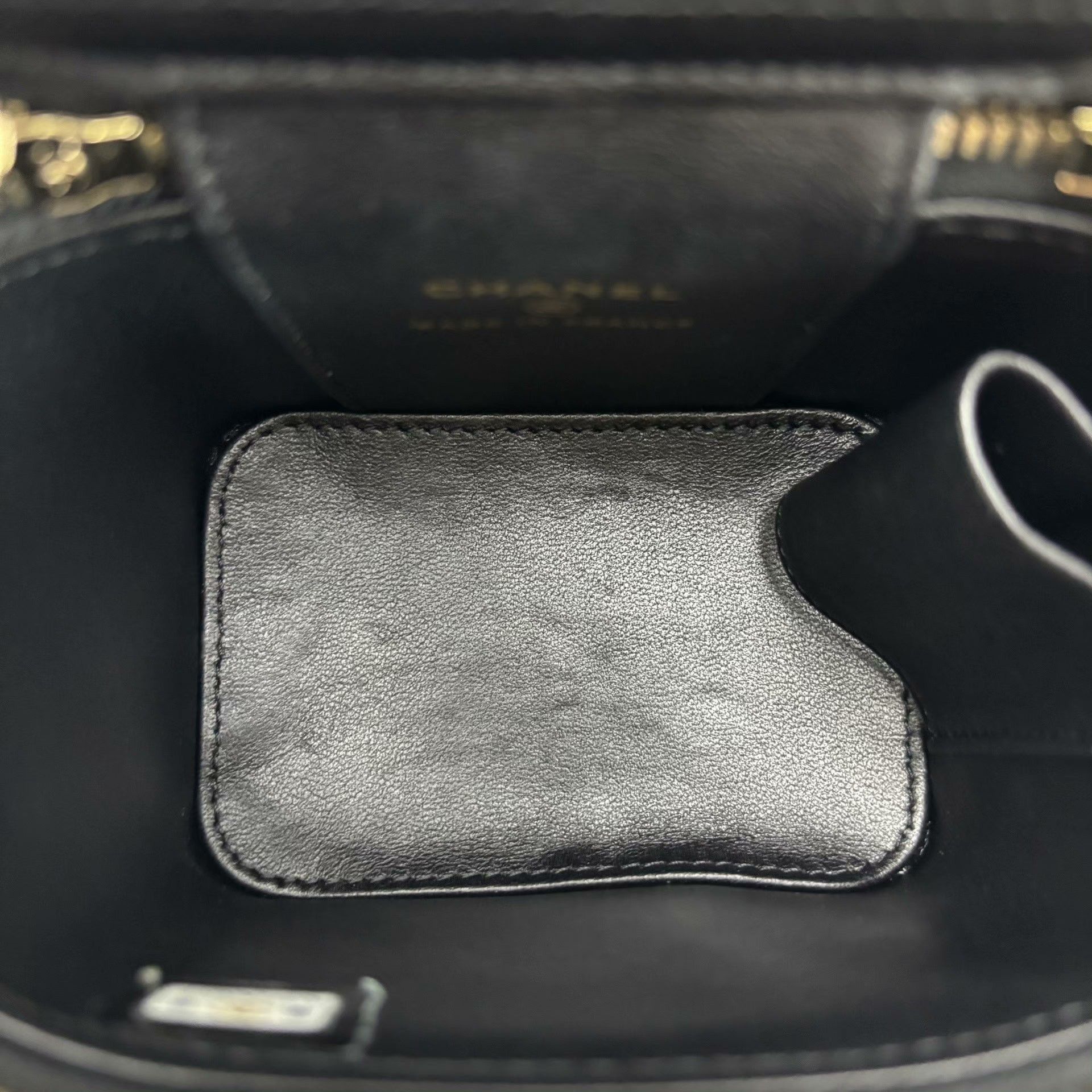 Chanel Pre-loved Bag Very good condition Size ONE SIZE - 6 Thumbnail