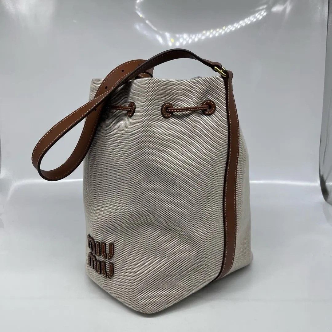 Miu Miu Pre-loved Bag Very good condition Size ONE SIZE - 2 Thumbnail