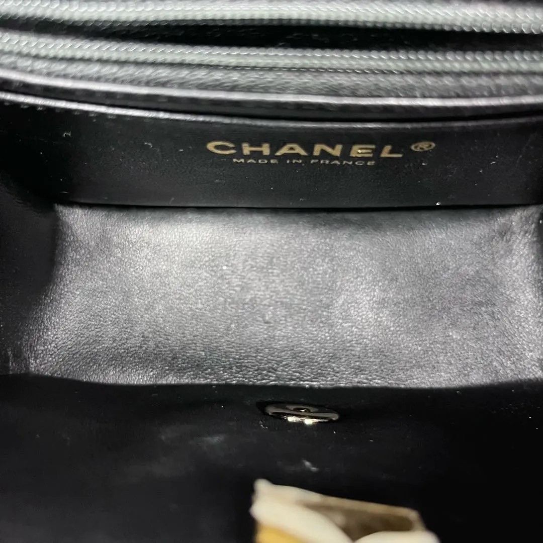 Chanel Pre-loved Bag Very good condition Size ONE SIZE - 9 Thumbnail