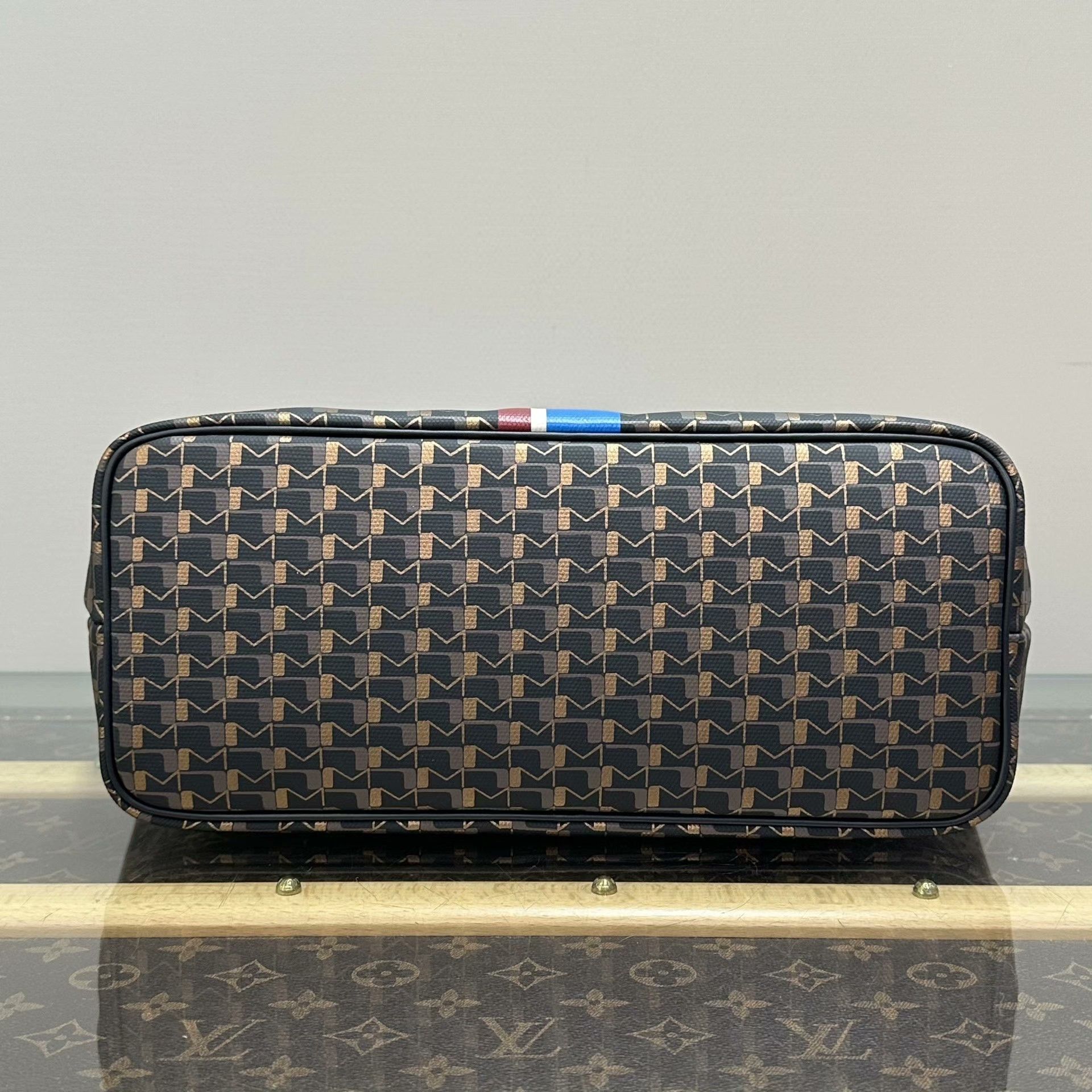 Moynat Pre-loved Bag Very good condition Size ONE SIZE - 5 Thumbnail