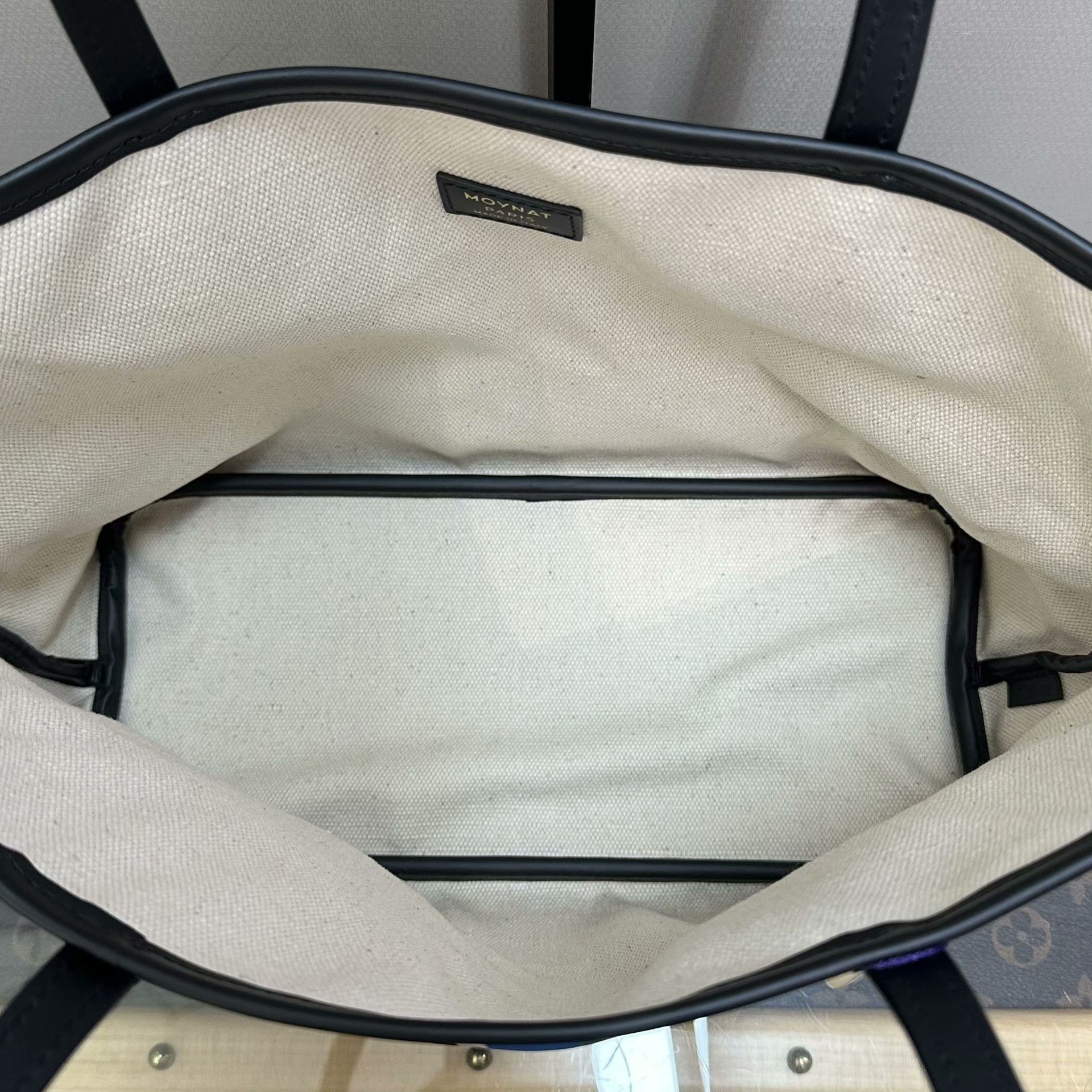 Moynat Pre-loved Bag Very good condition Size ONE SIZE - 6 Thumbnail
