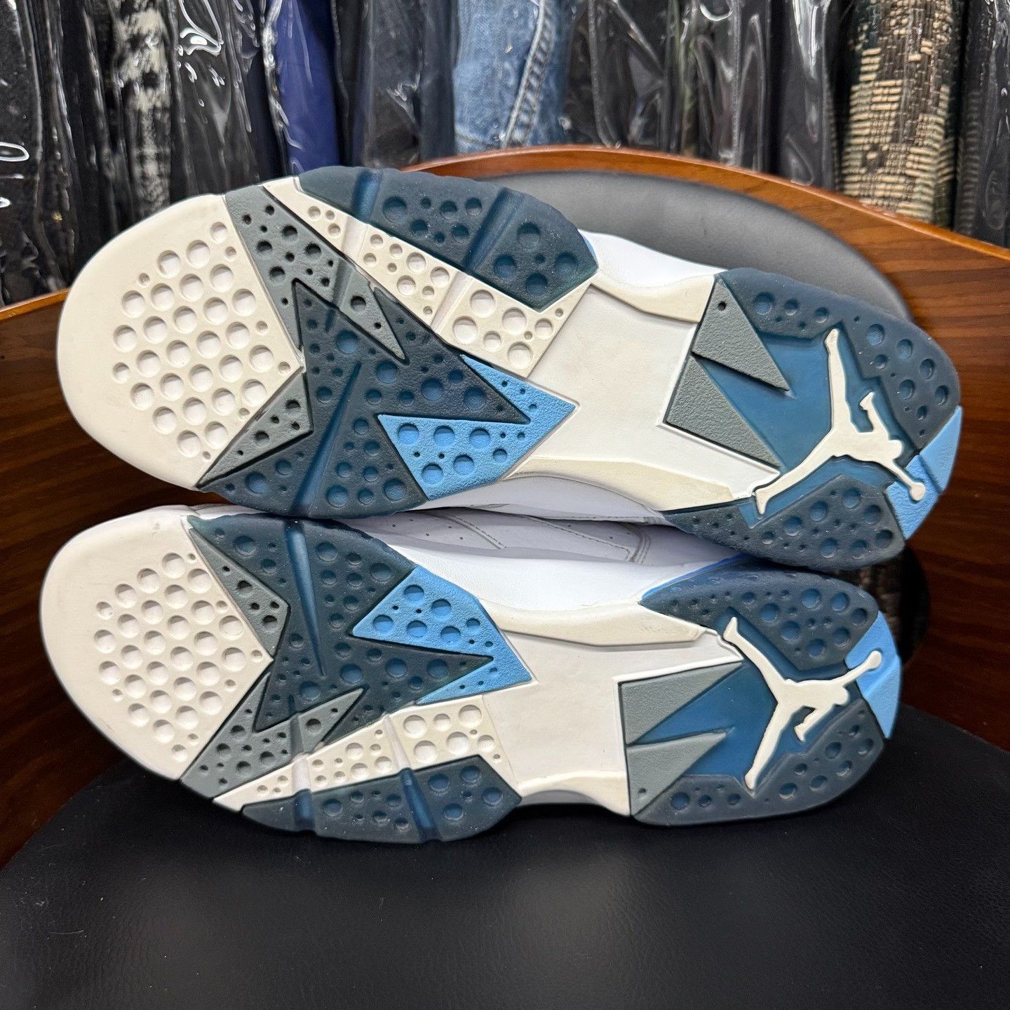 Nike Nike AJ7 Blue Lowtop Sneakers 42 Men Size US 9 / EU 42 - 9 Thumbnail