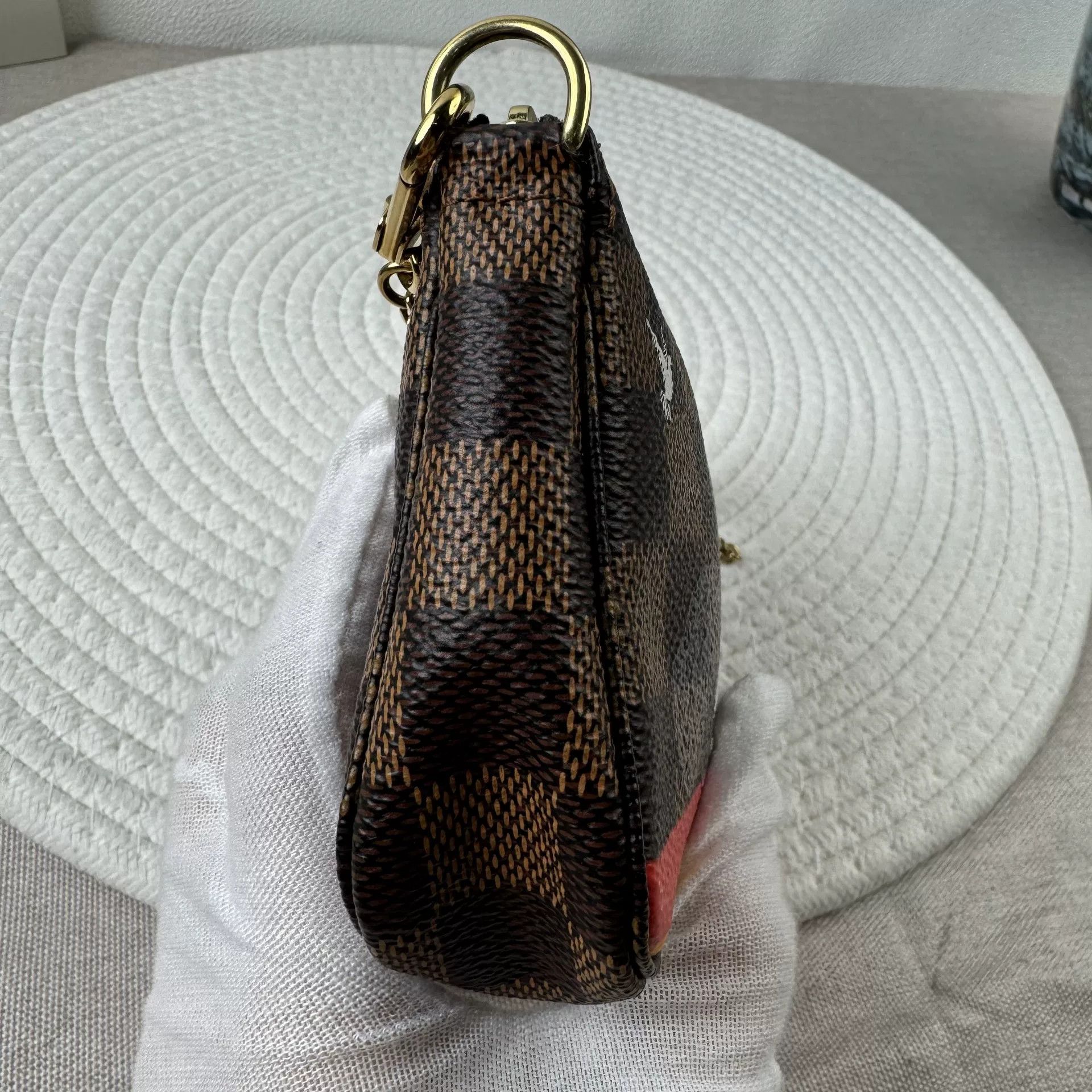 Louis Vuitton Pre-loved Bag Very good condition Size ONE SIZE - 6 Thumbnail