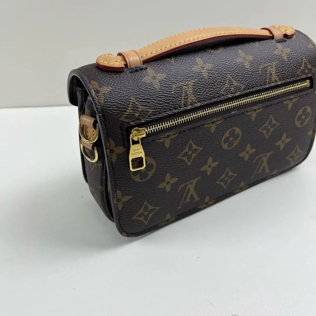 Louis Vuitton Pre-loved Bag Very good condition Size ONE SIZE - 5 Thumbnail