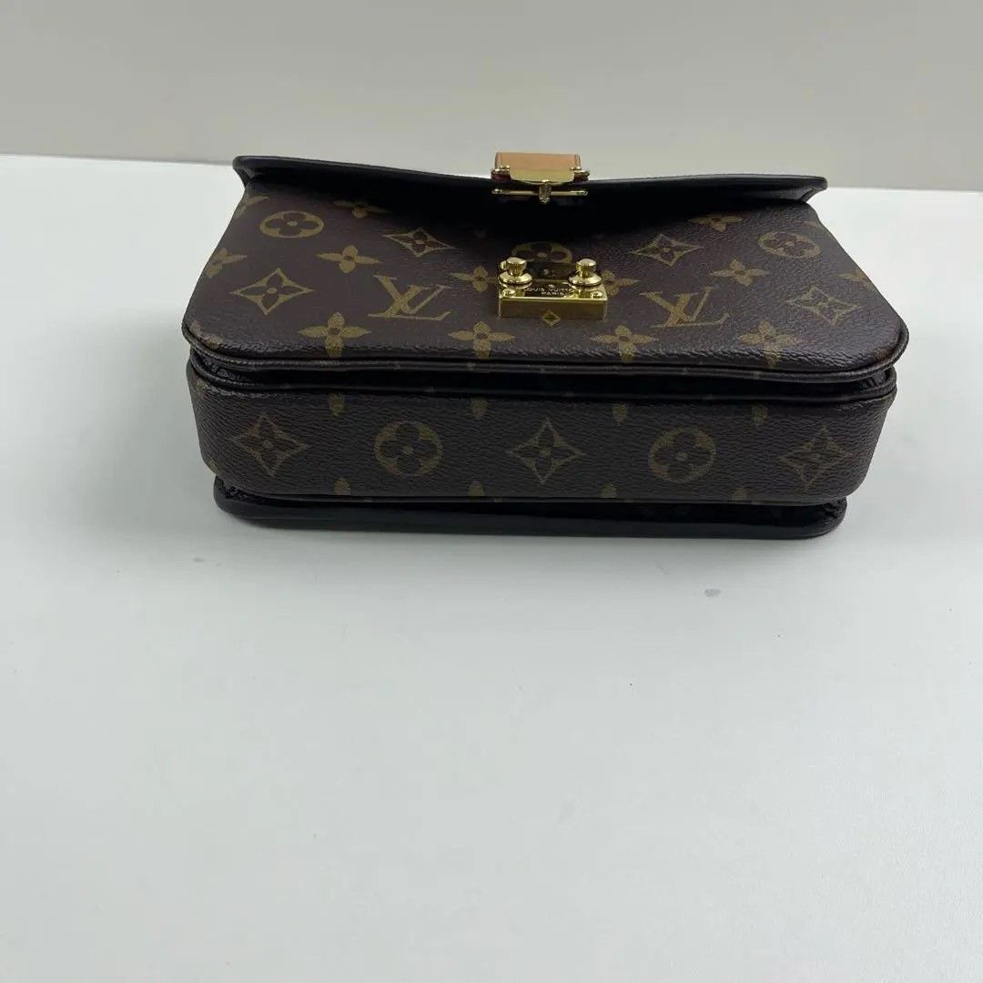Louis Vuitton Pre-loved Bag Very good condition Size ONE SIZE - 9 Thumbnail