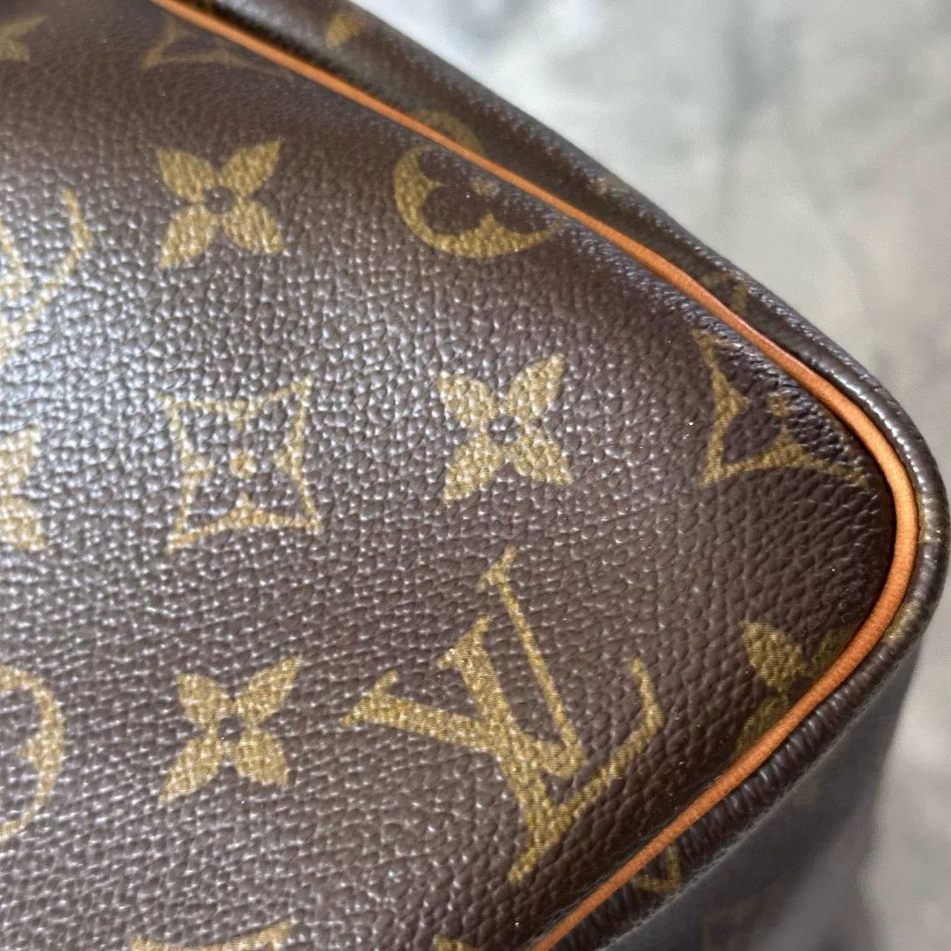 Louis Vuitton Pre-loved Bag Very good condition Size ONE SIZE - 9 Thumbnail