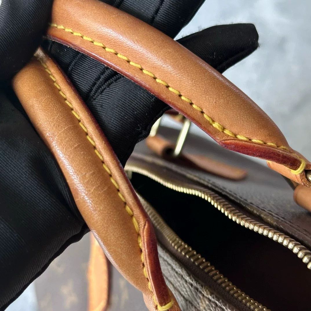 Louis Vuitton Pre-loved Bag Very good condition Size ONE SIZE - 4 Thumbnail