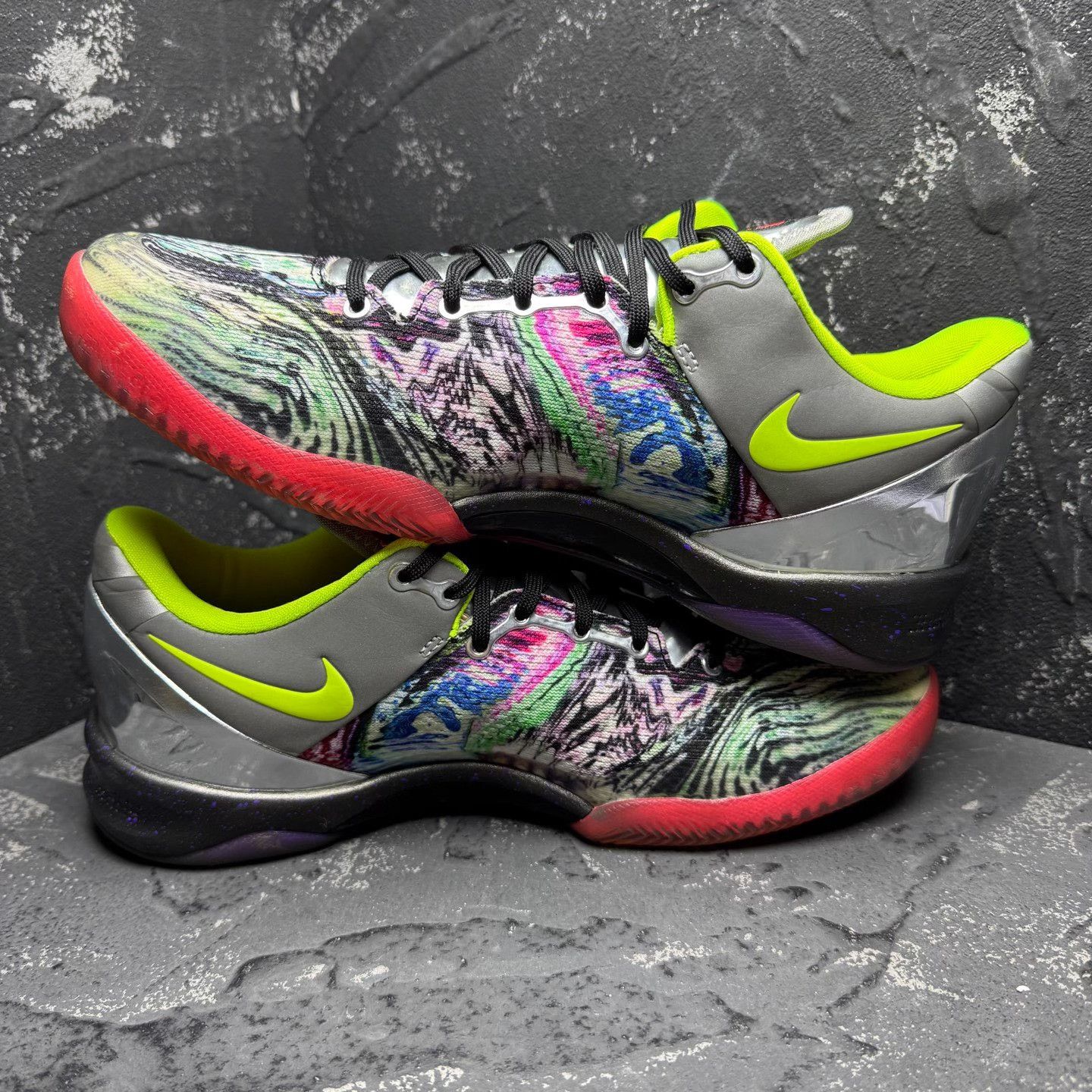 Nike Nike KOBE 8 Lowtop Sneakers 42 Men Size US 9 / EU 42 - 5 Thumbnail