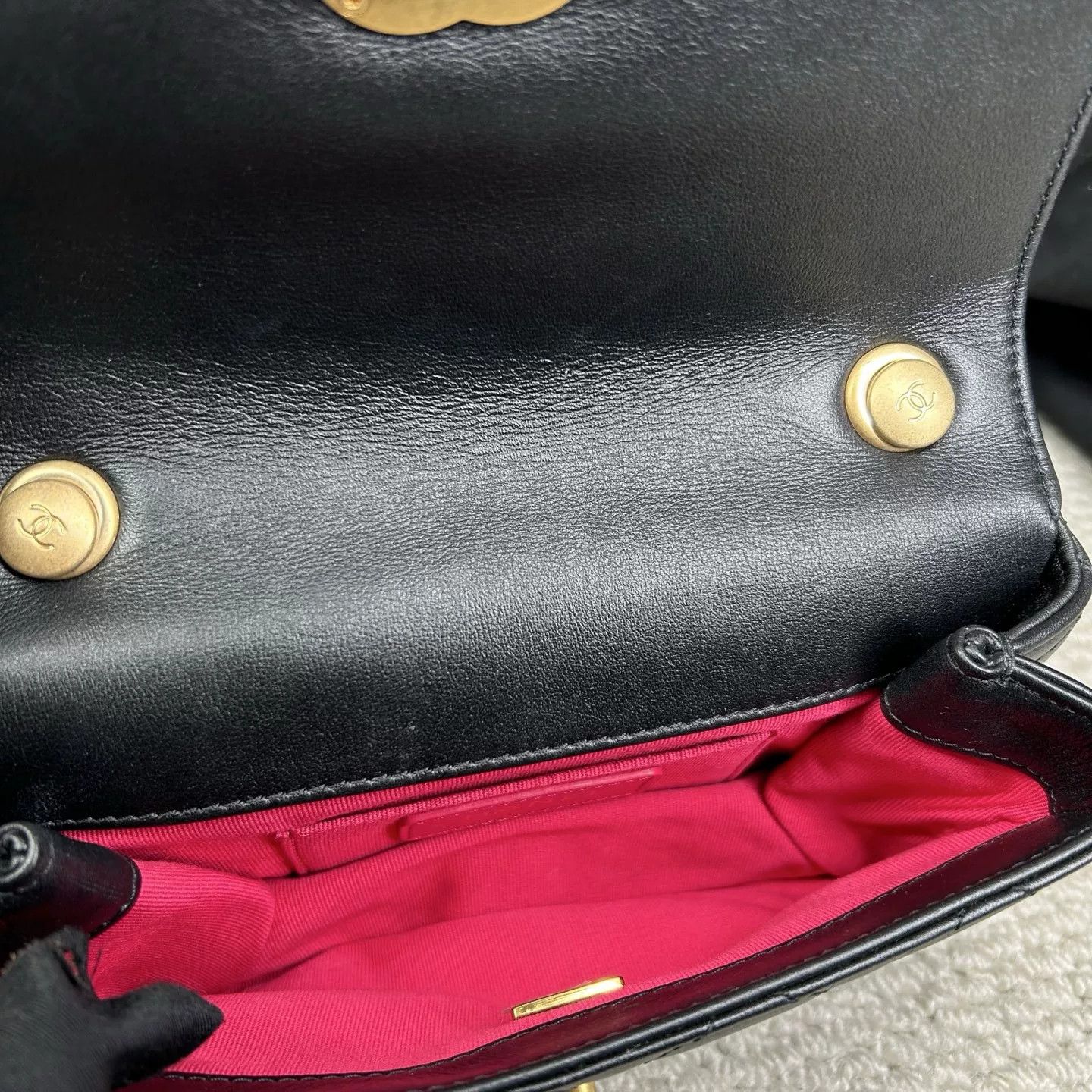 Chanel Pre-loved Bag Very good condition Size ONE SIZE - 4 Thumbnail
