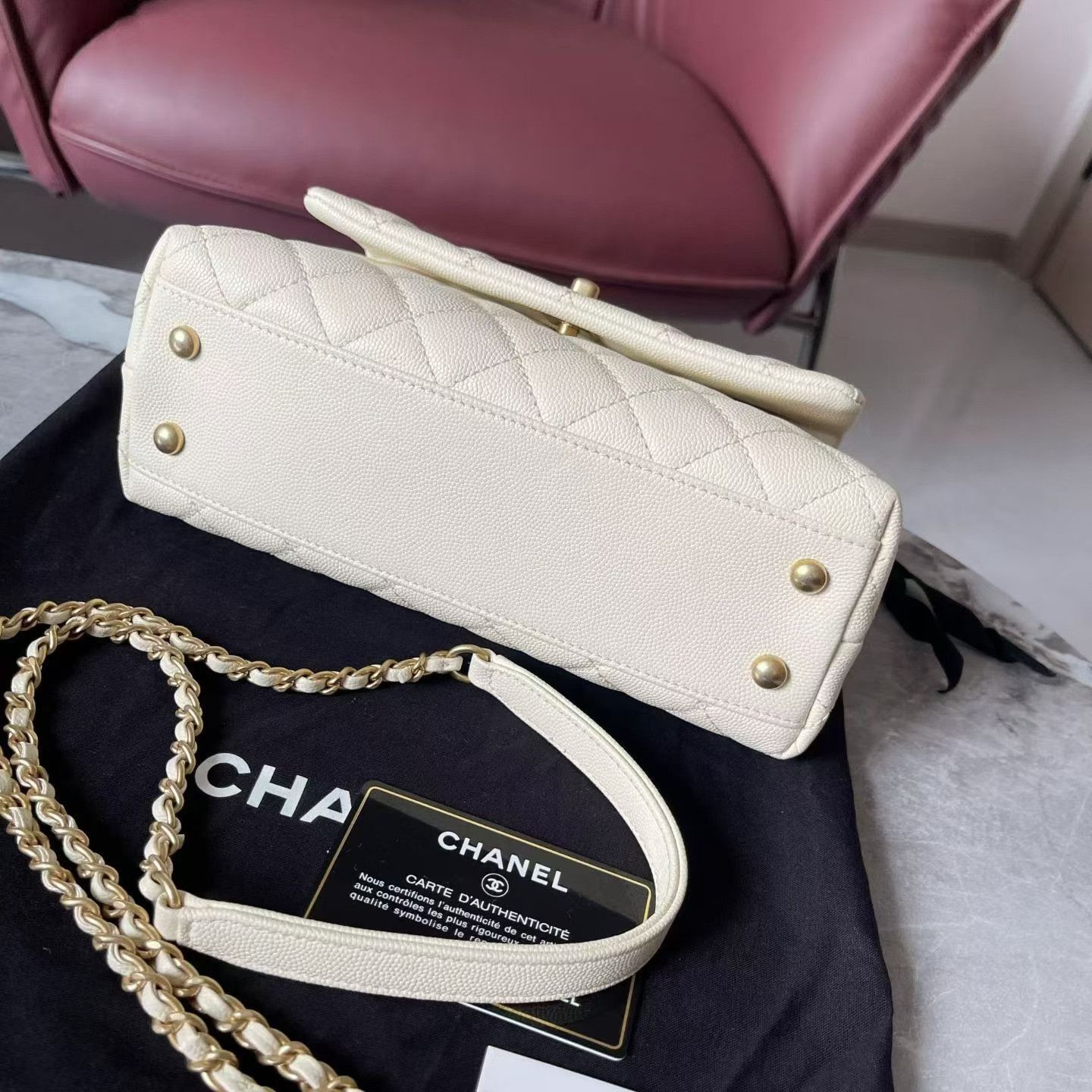 Chanel Pre-loved Bag Very good condition Size ONE SIZE - 6 Thumbnail