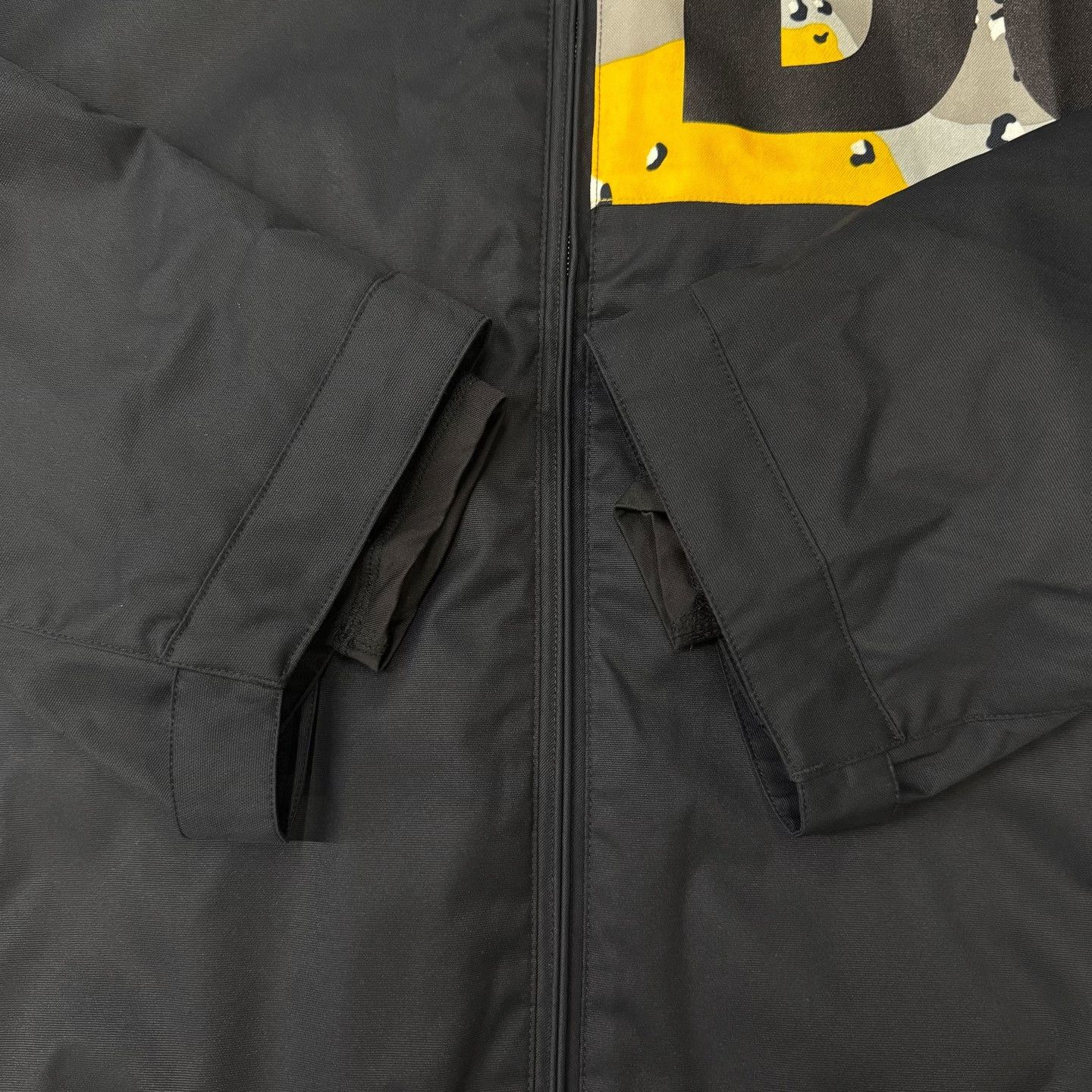 Other Camo Yellow Heavy Coat XL Men Size US XL / EU 56 / 4 - 2 Thumbnail