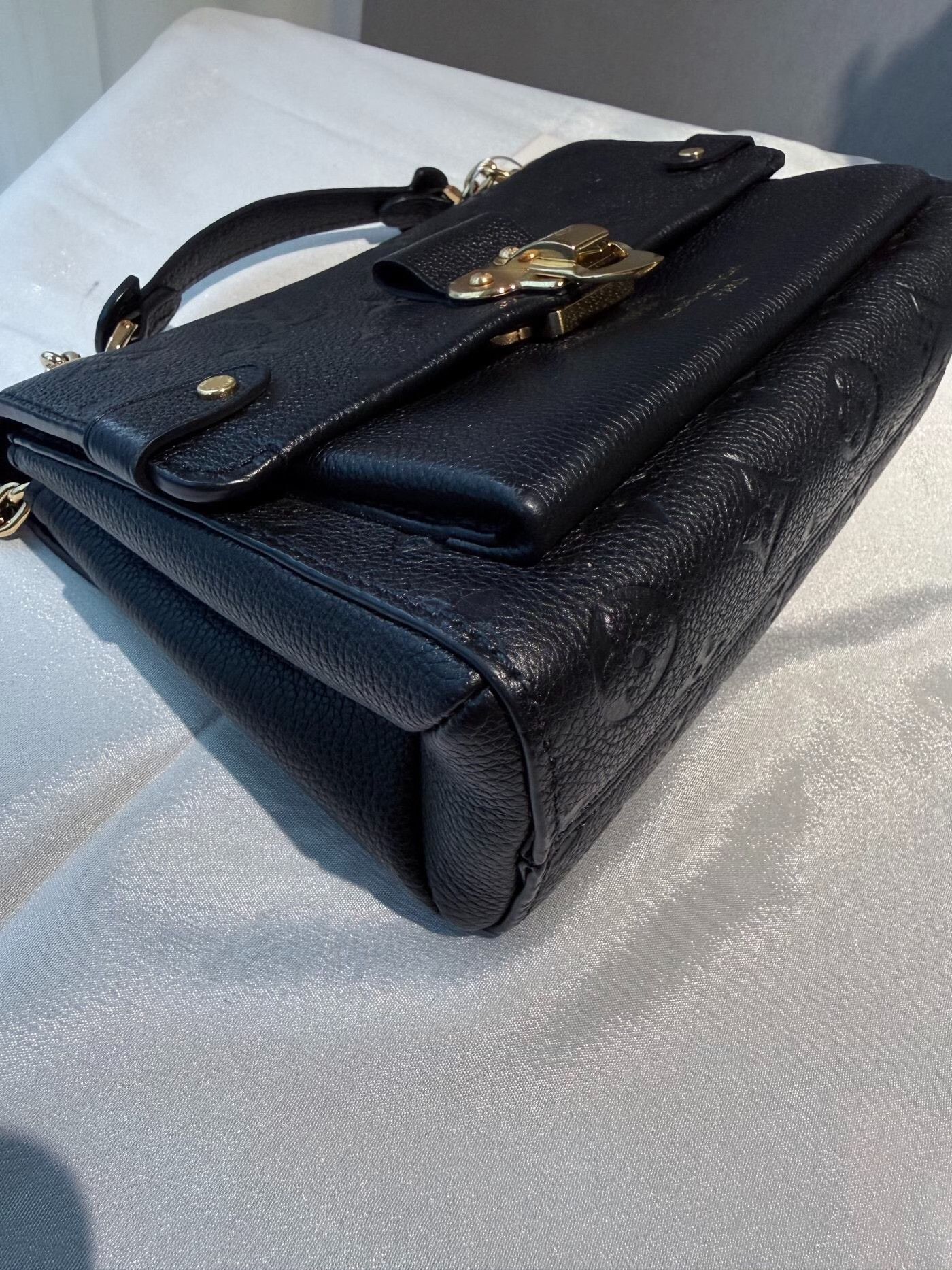 Louis Vuitton Pre-loved Bag Very good condition Size ONE SIZE - 5 Thumbnail