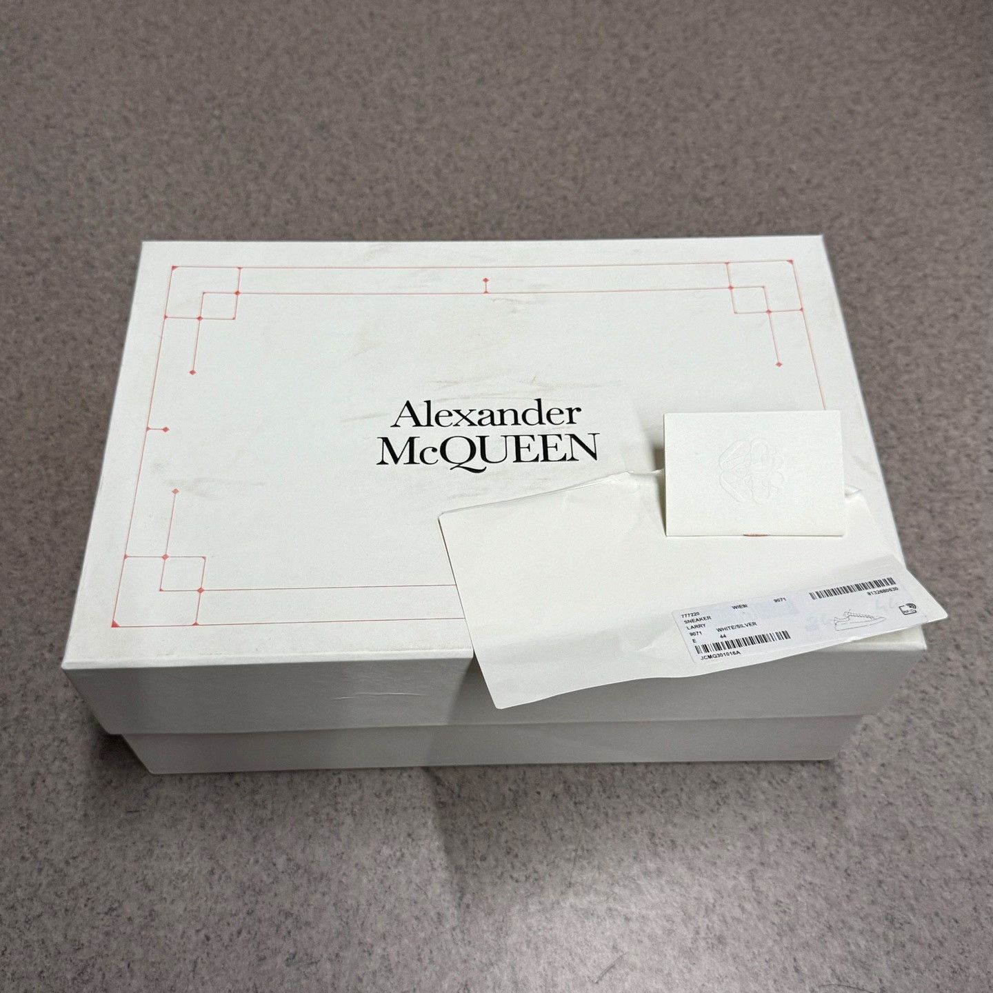 Alexander McQueen Alexander McQueen White Lowtop Sneakers 44 Men Size US 10.5 / EU 43-44 - 9 Thumbnail