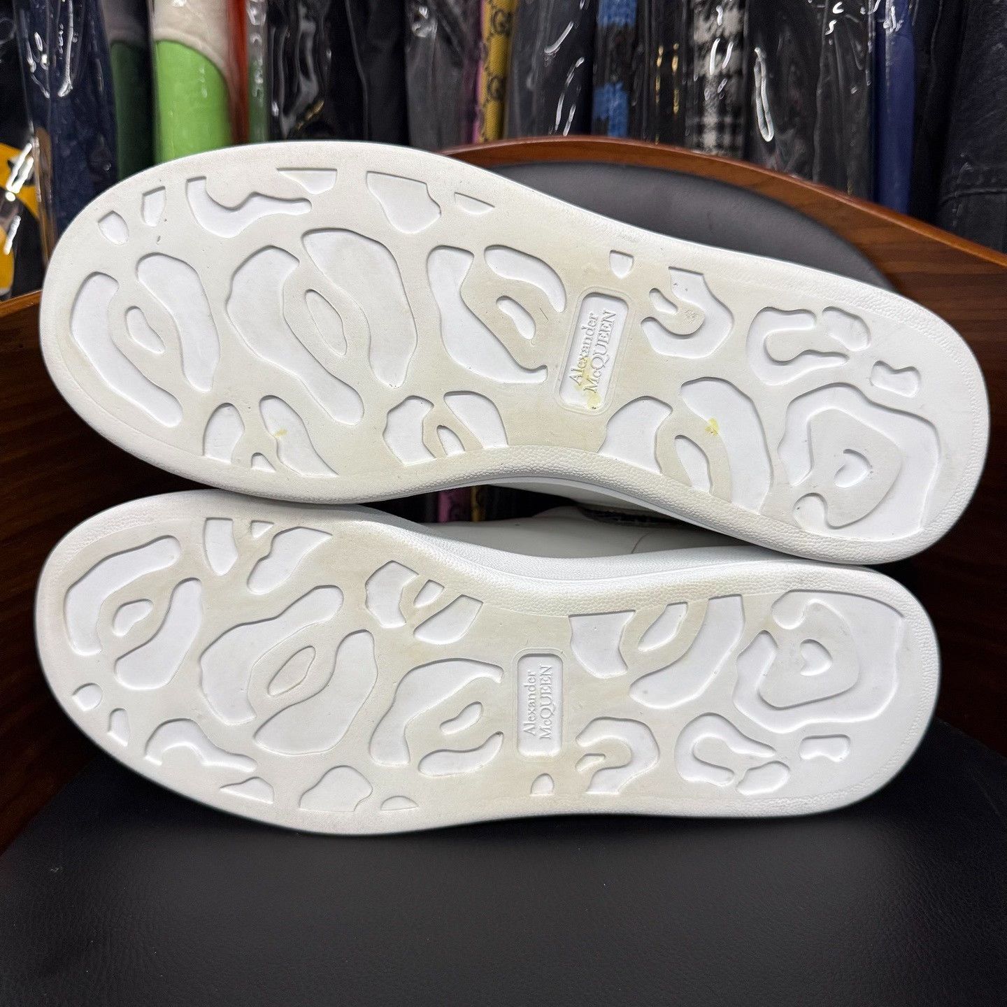 Alexander McQueen Alexander McQueen White Lowtop Sneakers 44 Men Size US 10.5 / EU 43-44 - 7 Thumbnail