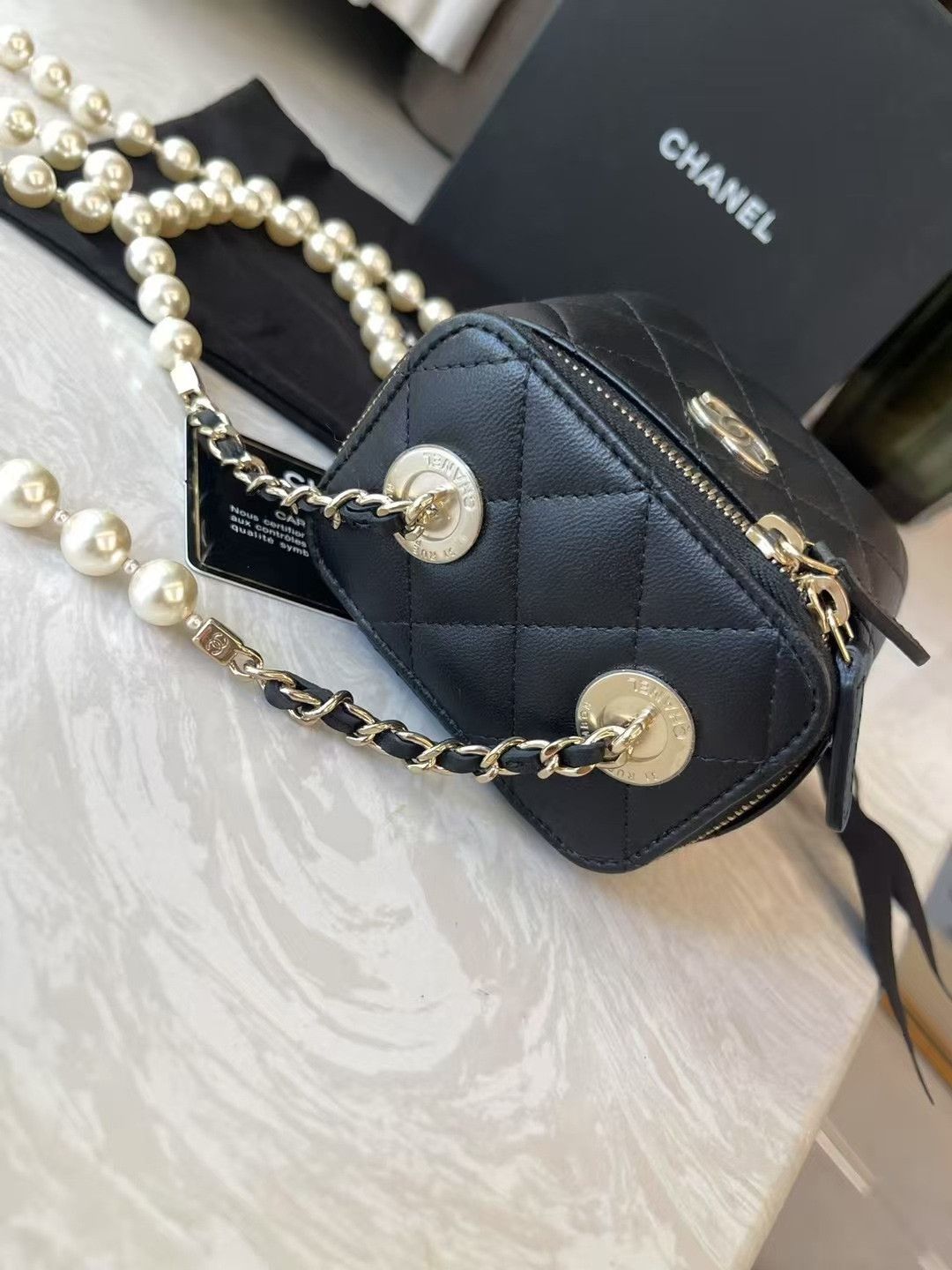 Chanel Pre-loved Bag Very good condition Size ONE SIZE - 3 Thumbnail