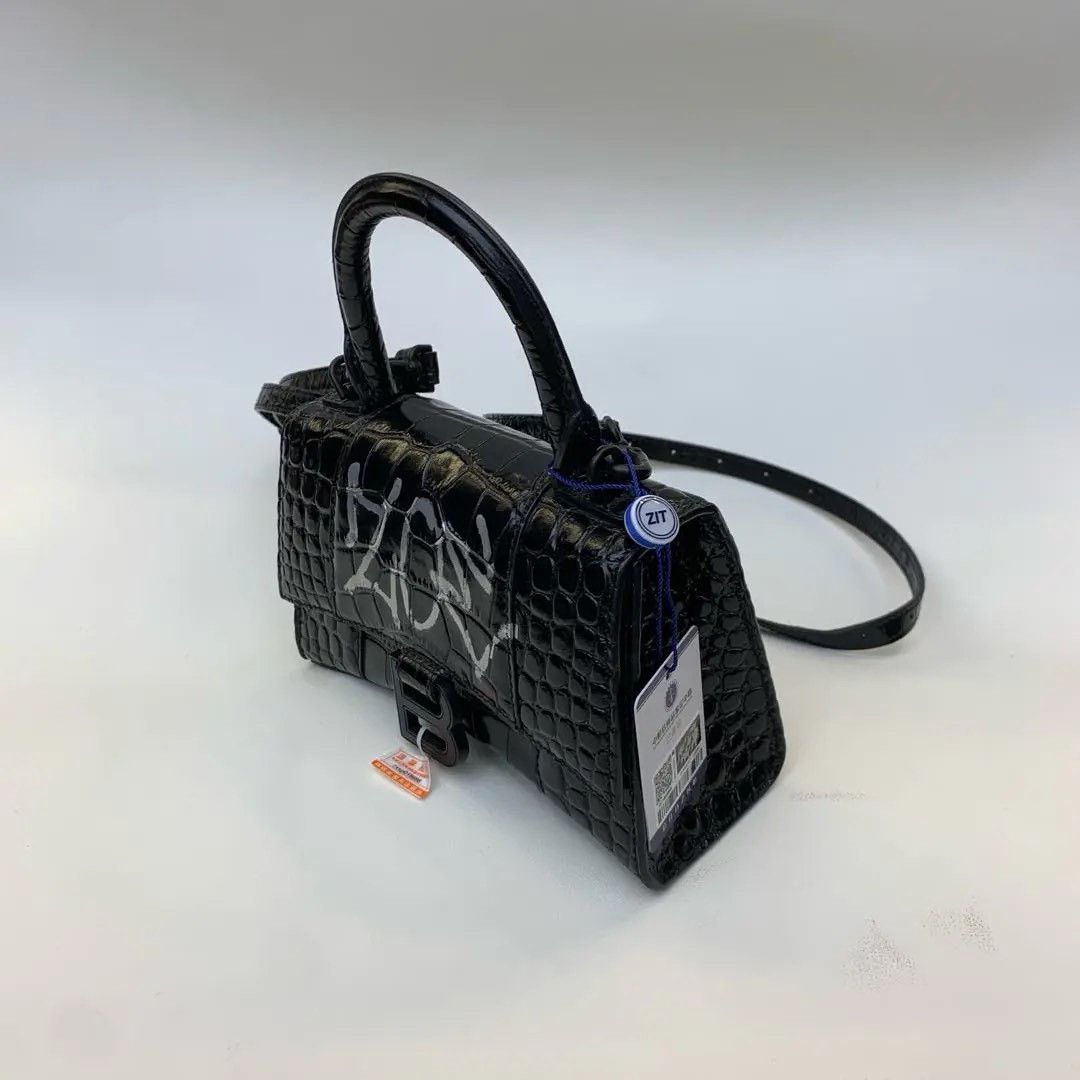 Balenciaga Pre-loved Bag Very good condition Size ONE SIZE - 3 Thumbnail