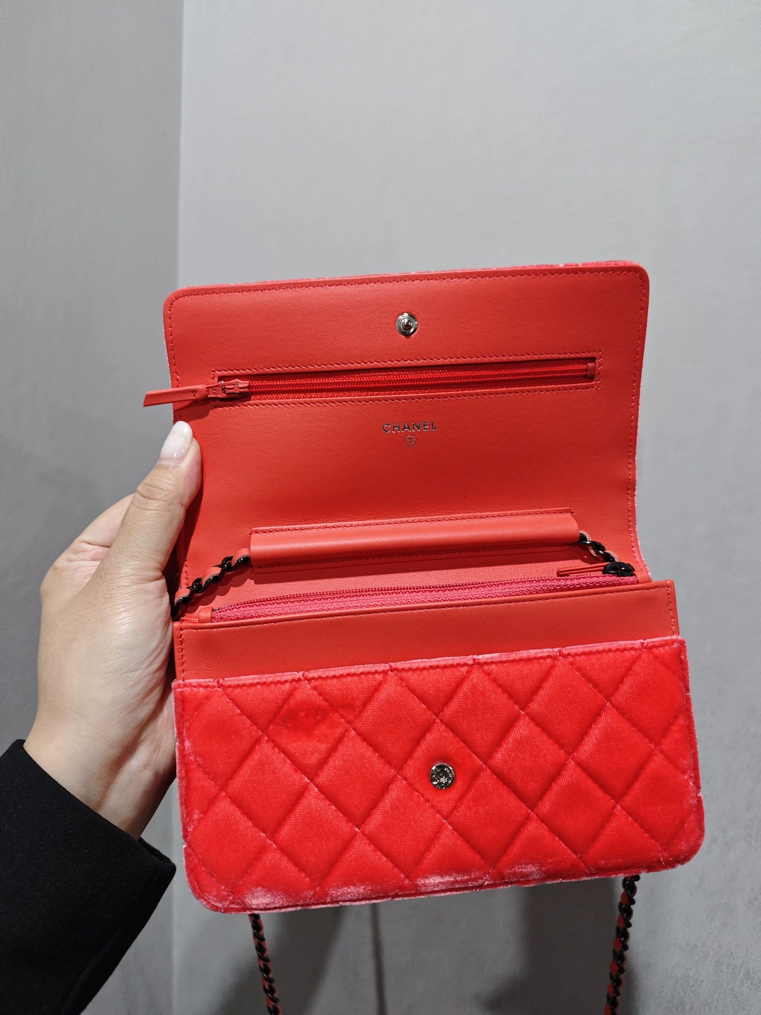 Chanel Pre-loved Bag Very good condition Size ONE SIZE - 5 Thumbnail