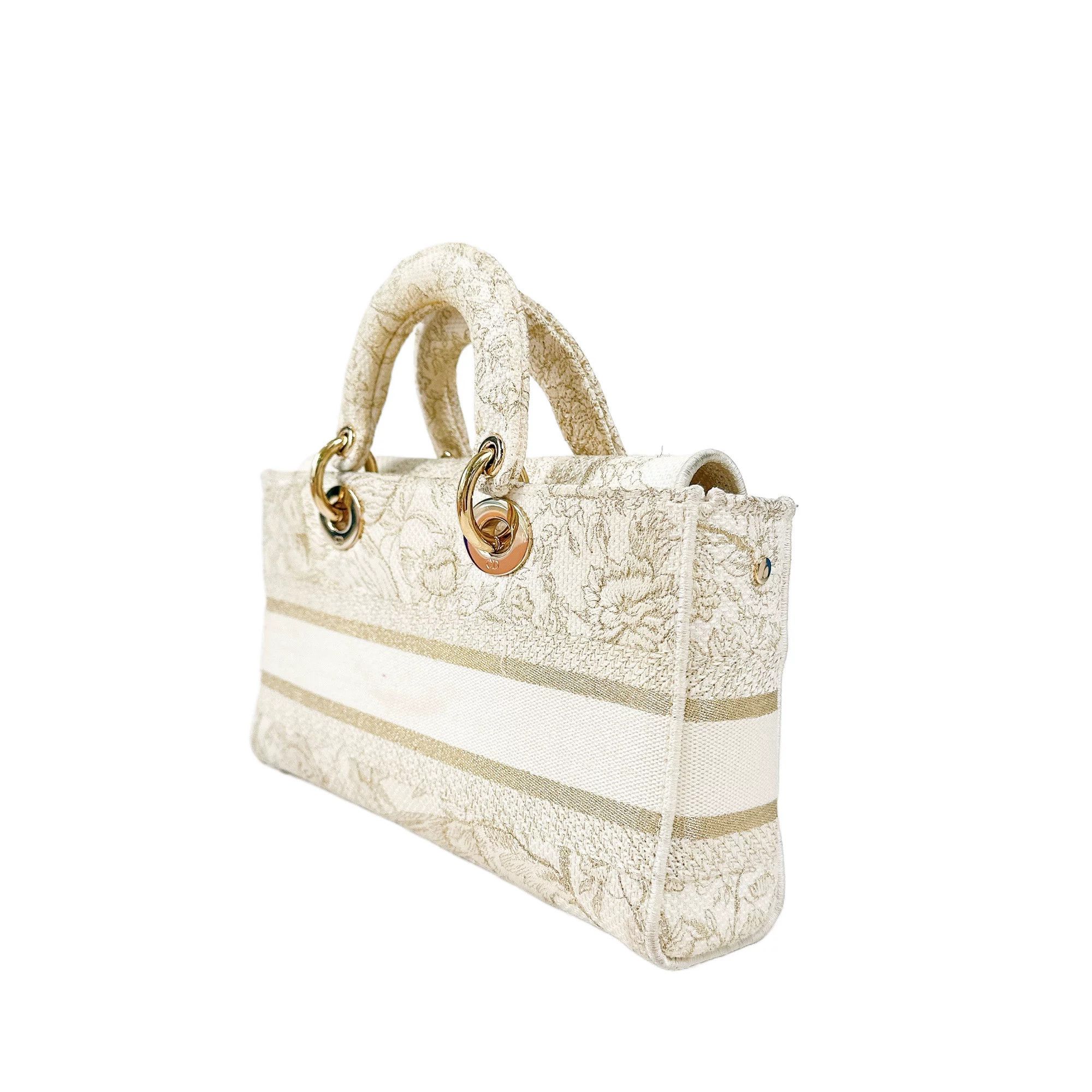 Dior Pre-loved Bag Very good condition Size ONE SIZE - 7 Thumbnail